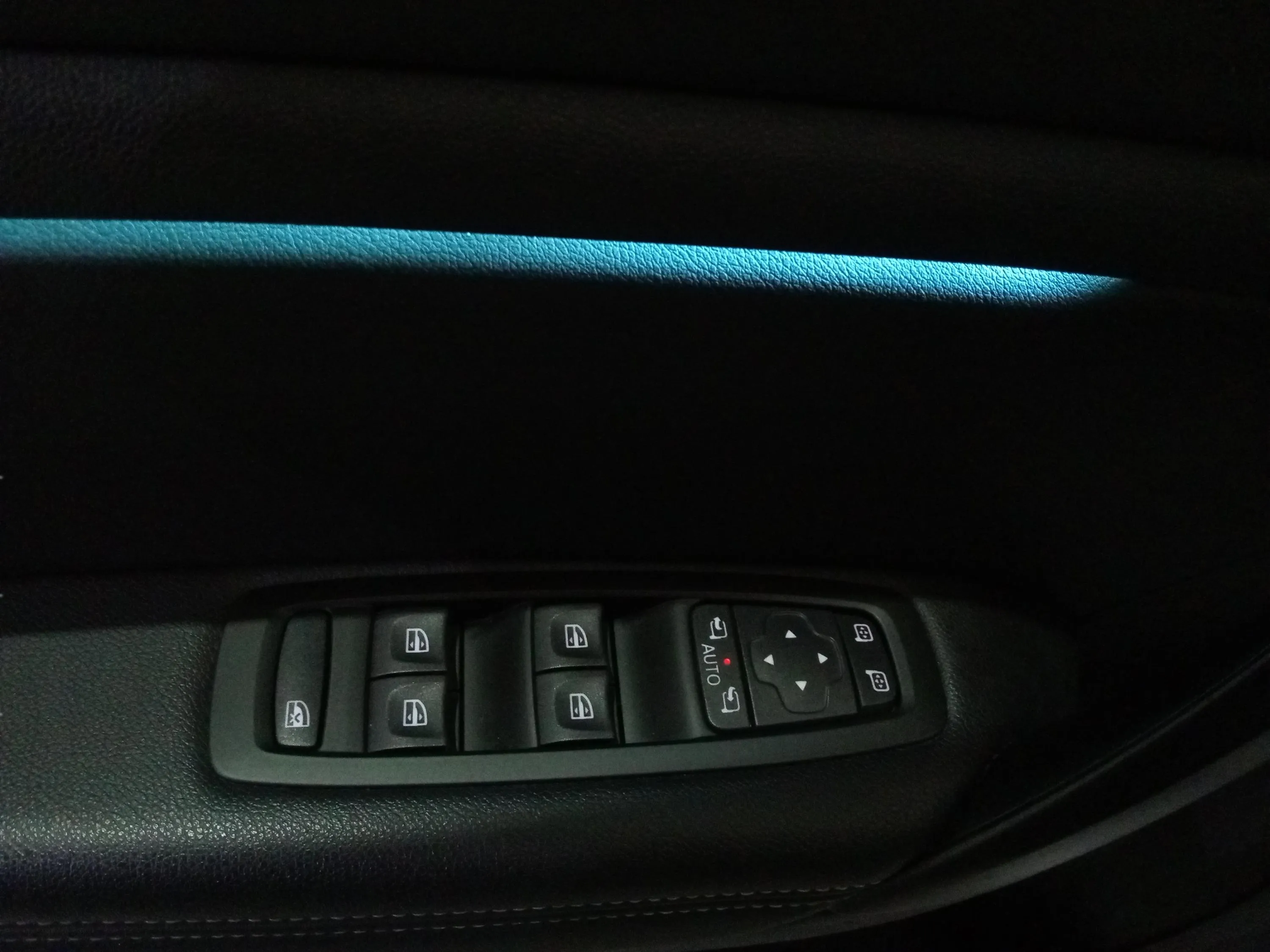 Renault Mégane Zen TCe EDC GPF - foto 7