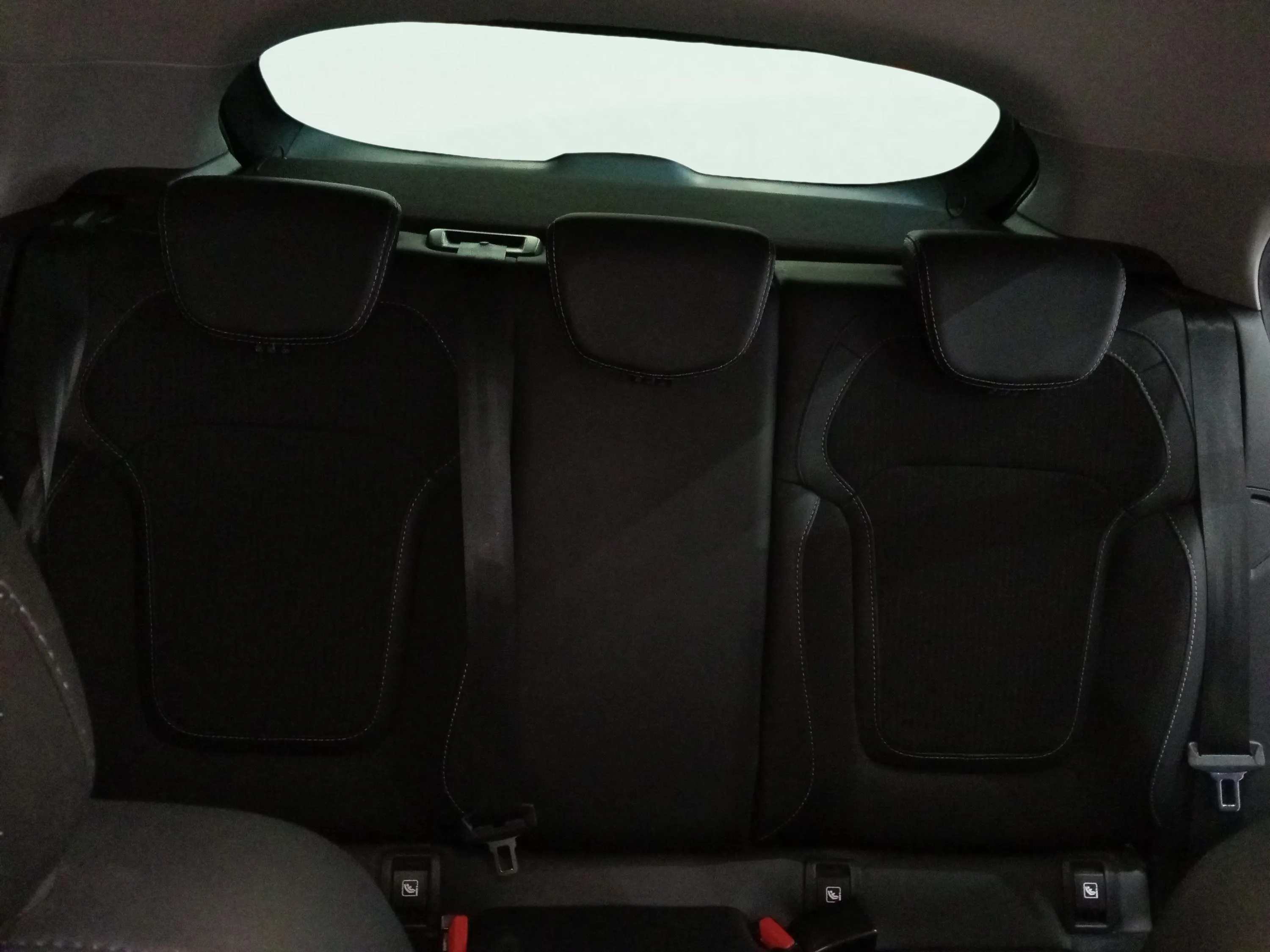 Renault Mégane Zen TCe EDC GPF - foto 16