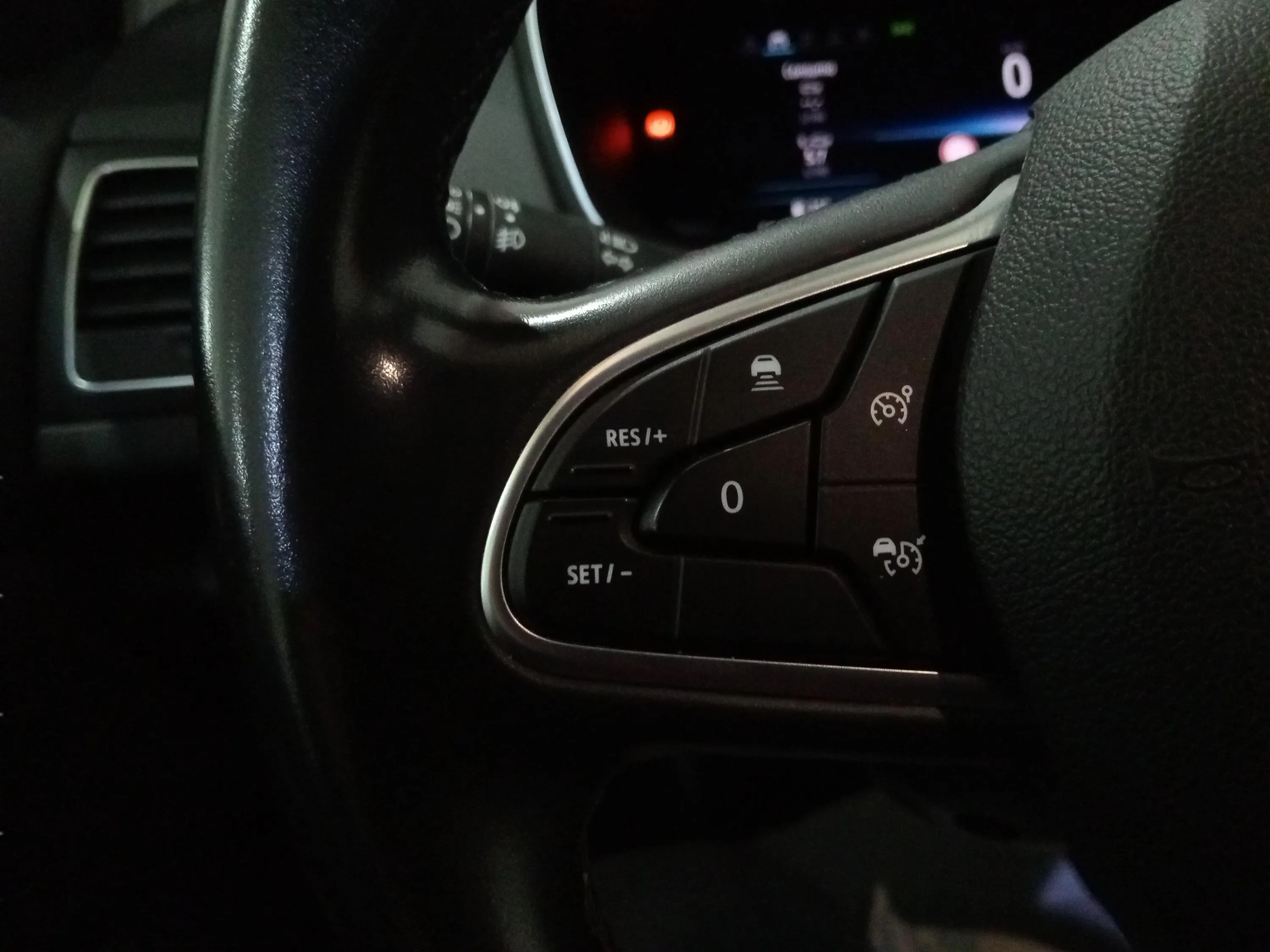 Renault Mégane Zen TCe EDC GPF - foto 21