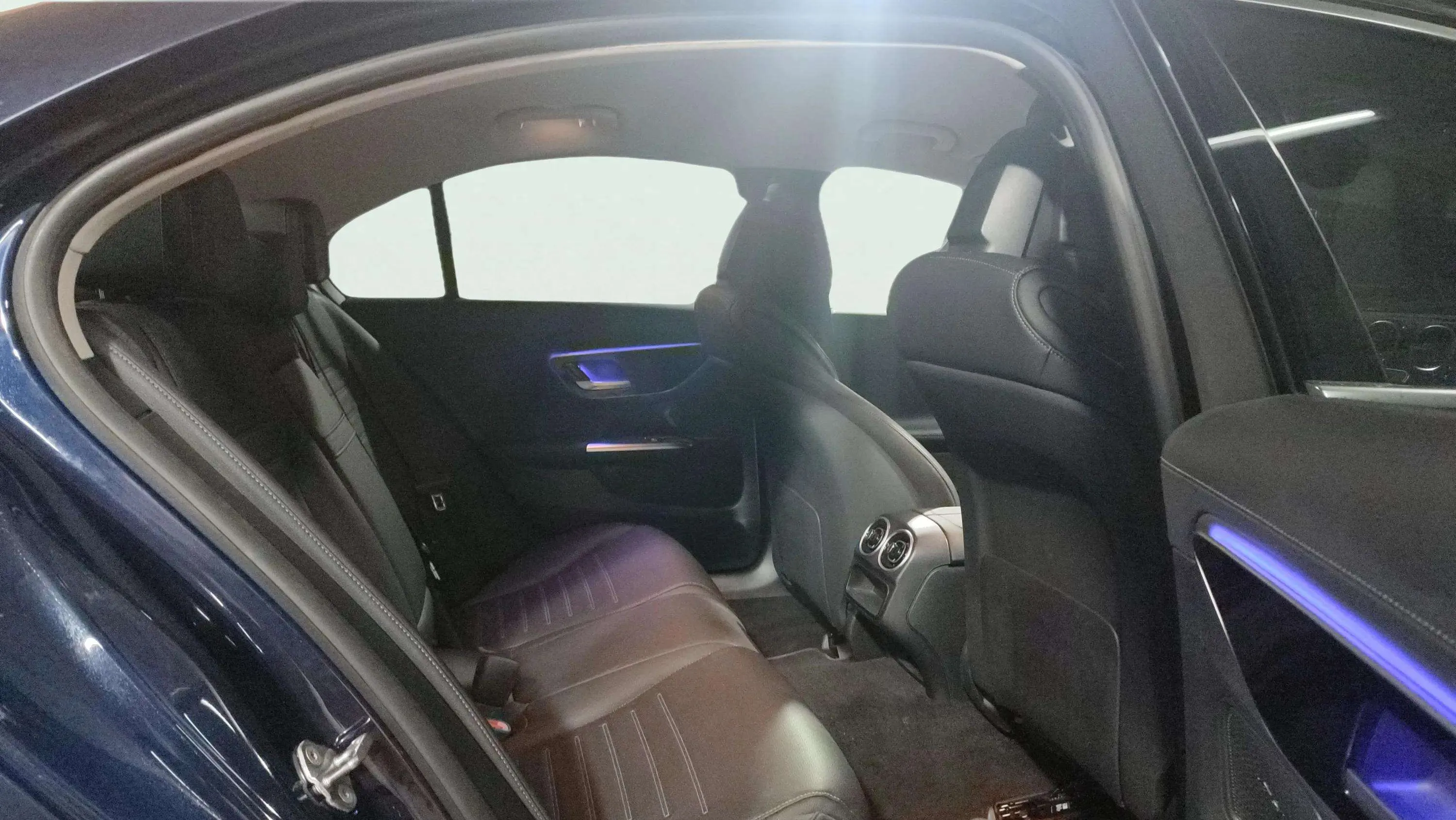 Mercedes-Benz Clase C C 200 - foto 14