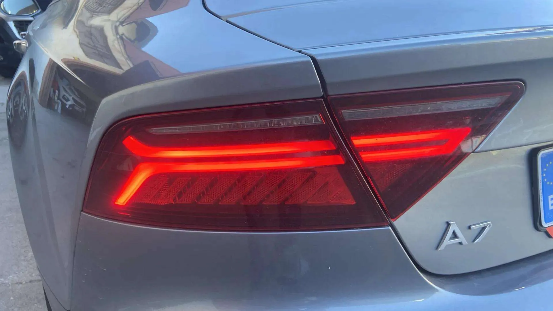 Audi A7 Sportback 3.0 TDI ultra S tron - foto 10
