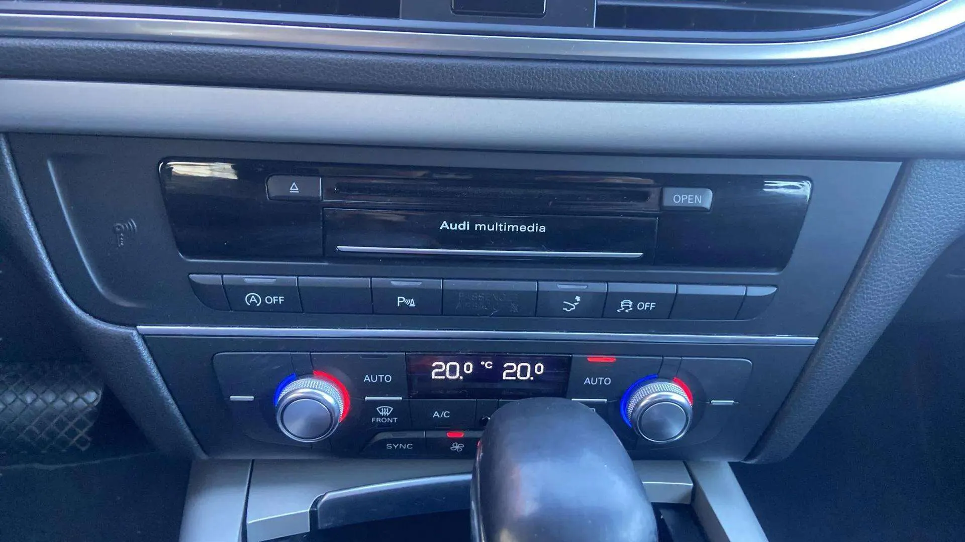 Audi A7 Sportback 3.0 TDI ultra S tron - foto 19