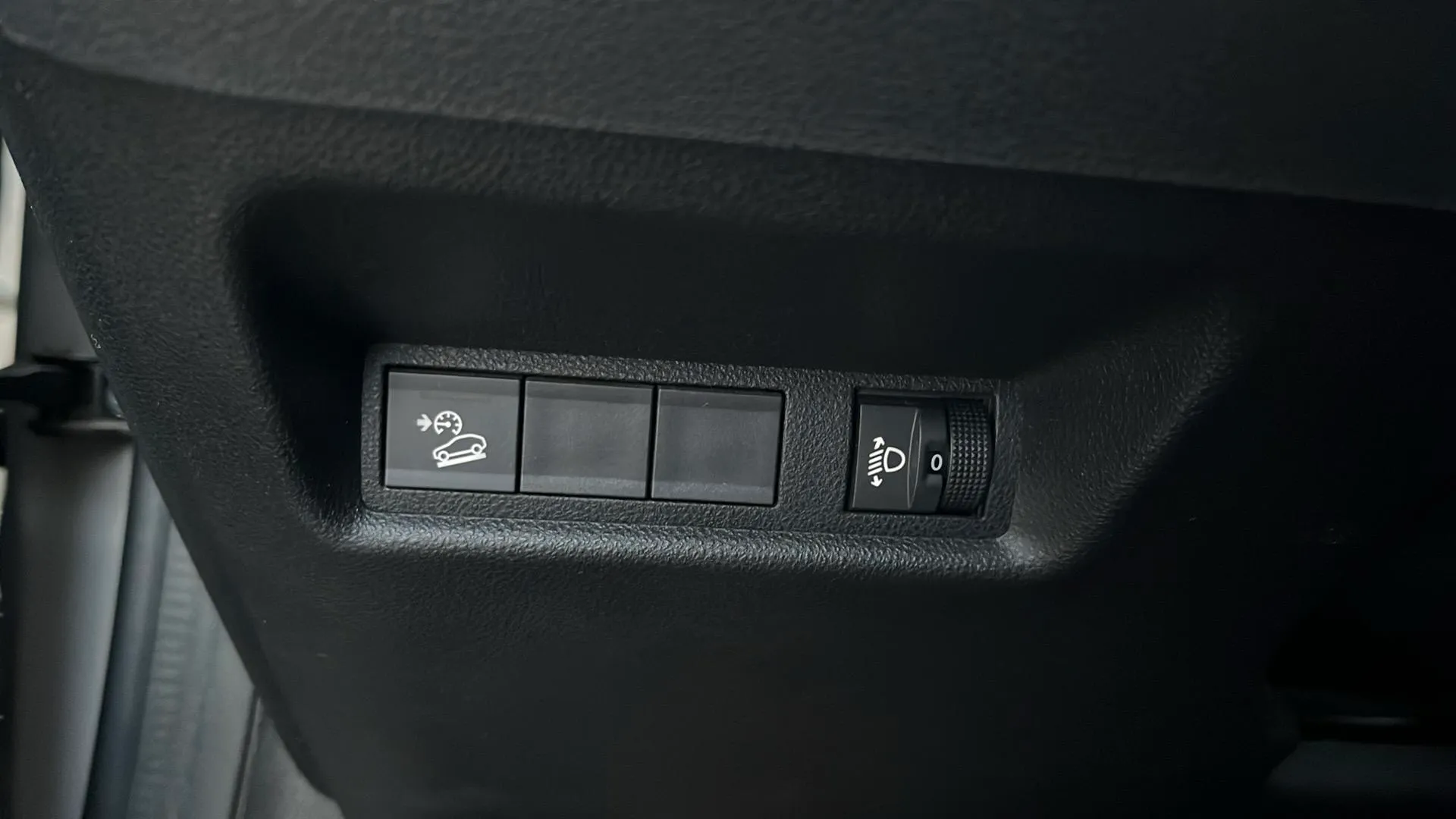 Jeep Avenger 1.2 G Longitude - foto 20