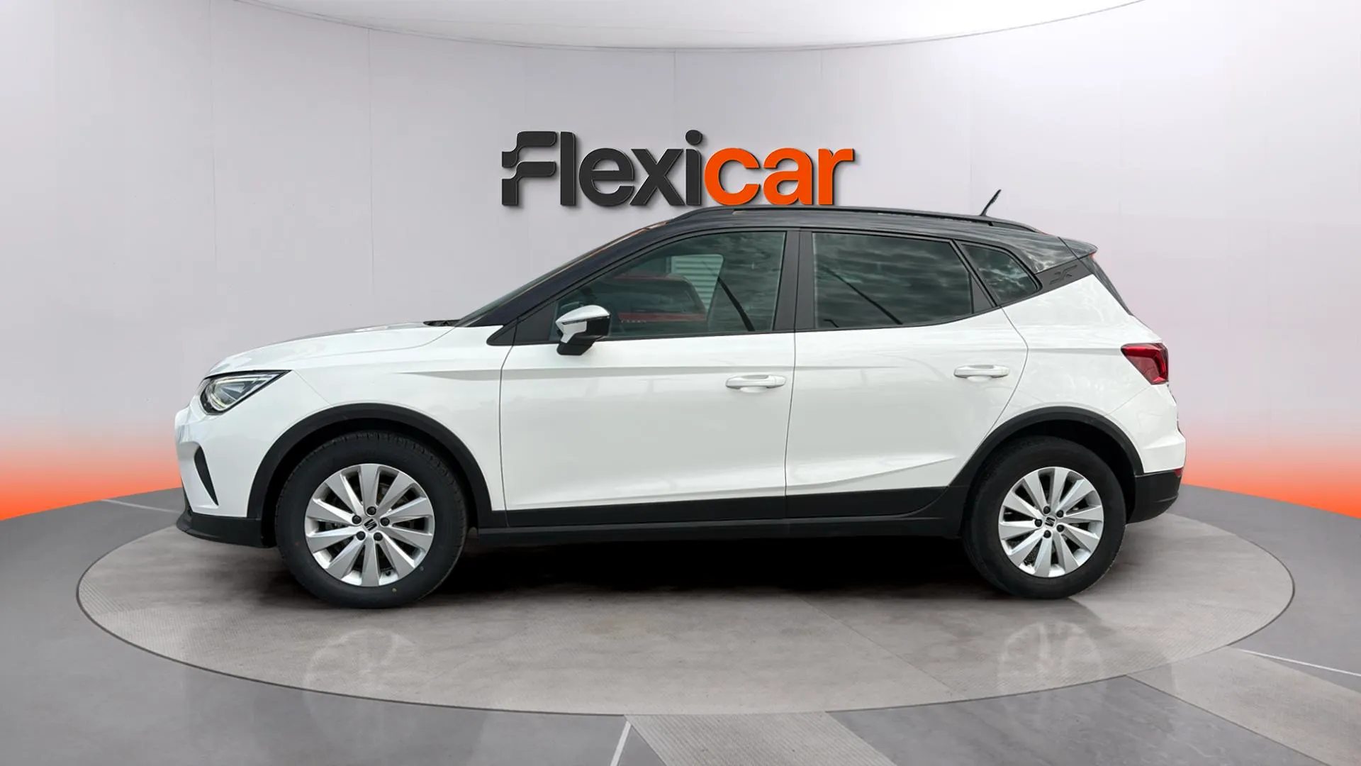 SEAT Arona 1.0 TSI Style Plus - foto 4