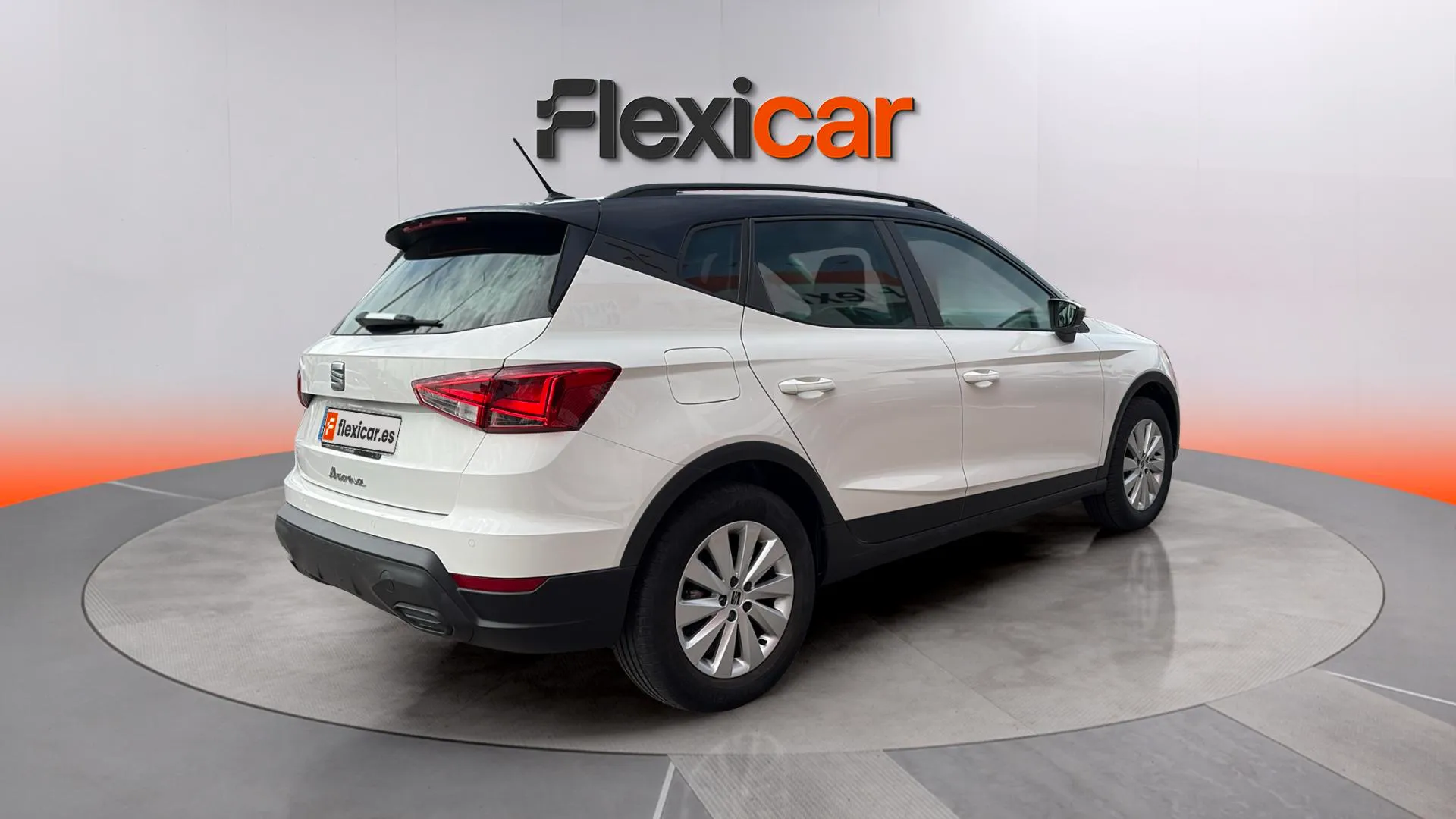 SEAT Arona 1.0 TSI Style Plus - foto 7