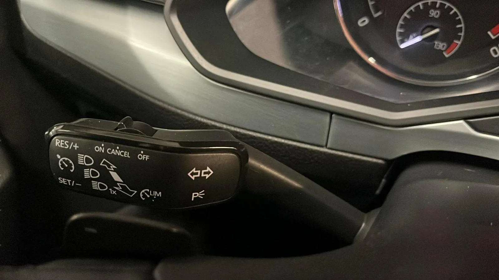 Škoda Superb 2.0 TDI AdBlue tech DSG Style - foto 16