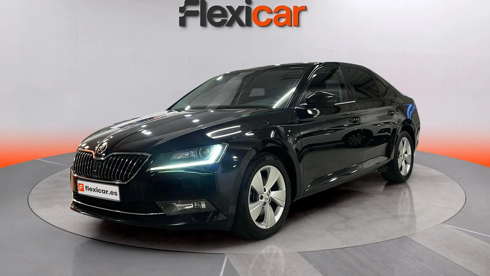 Škoda Superb 2.0 TDI AdBlue tech DSG Style - foto 3