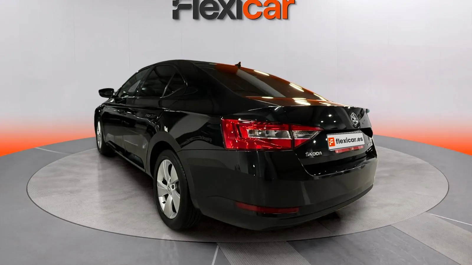 Škoda Superb 2.0 TDI AdBlue tech DSG Style - foto 4