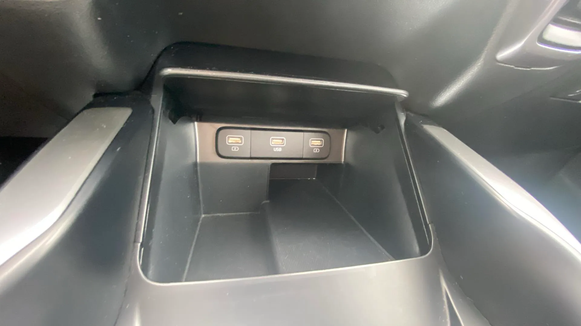Kia Sorento 1.6 T-GDi HEV Drive 4x2 7 plazas - foto 12