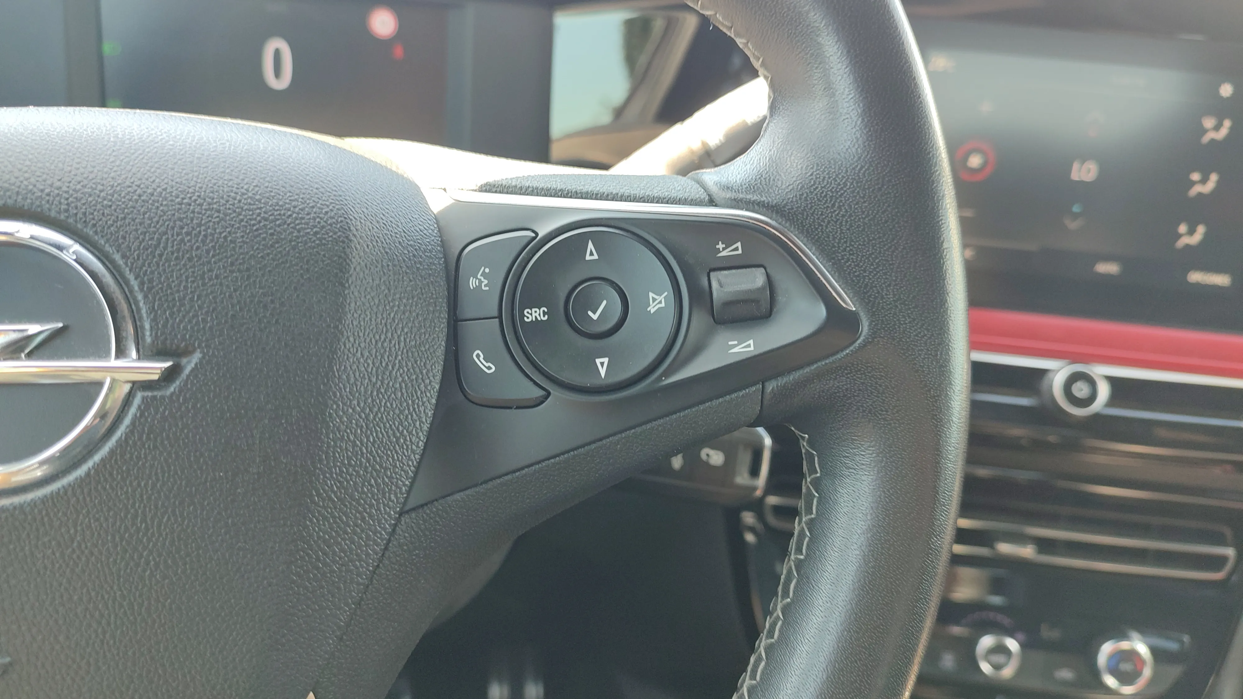 Opel Mokka 1.2 T Ultimate - foto 16