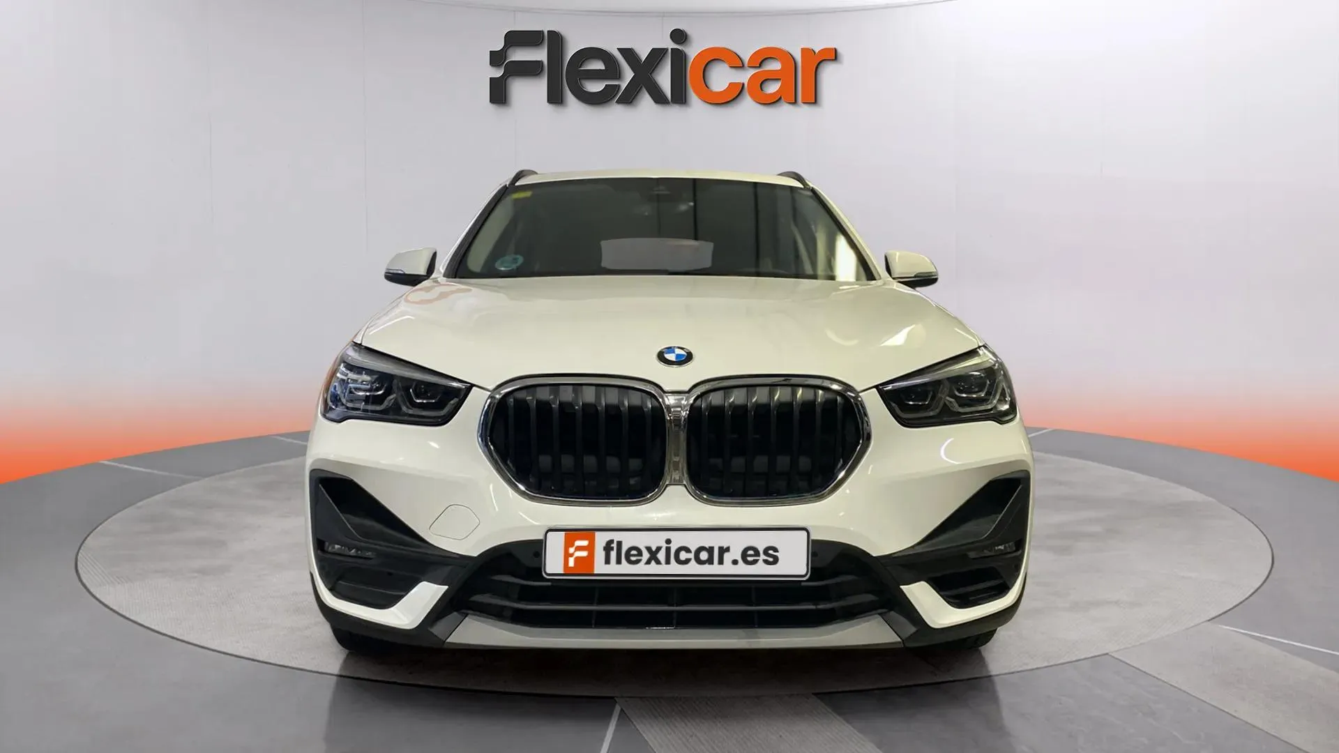 BMW X1 sDrive18i - foto 2