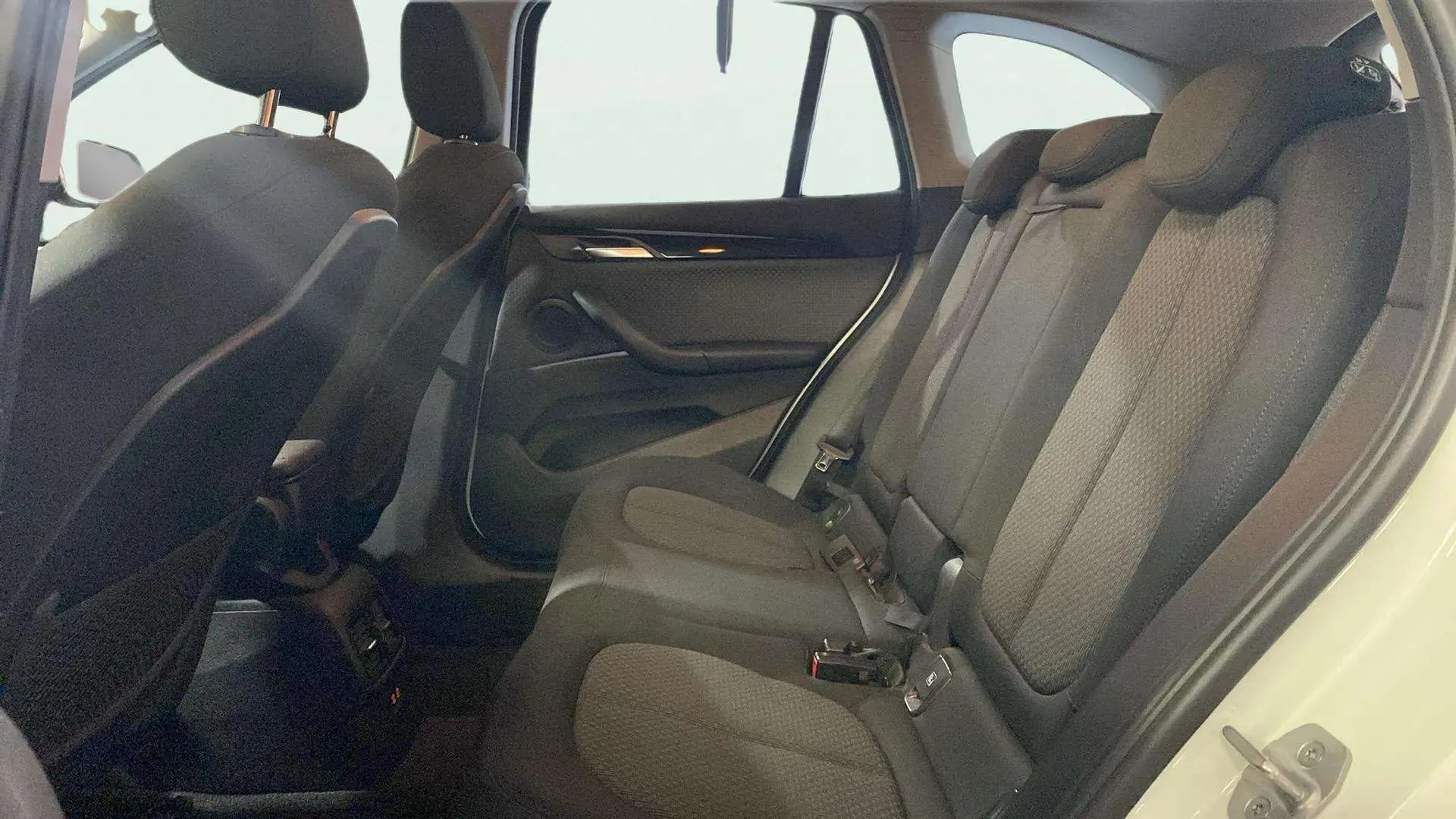 BMW X1 sDrive18i - foto 11