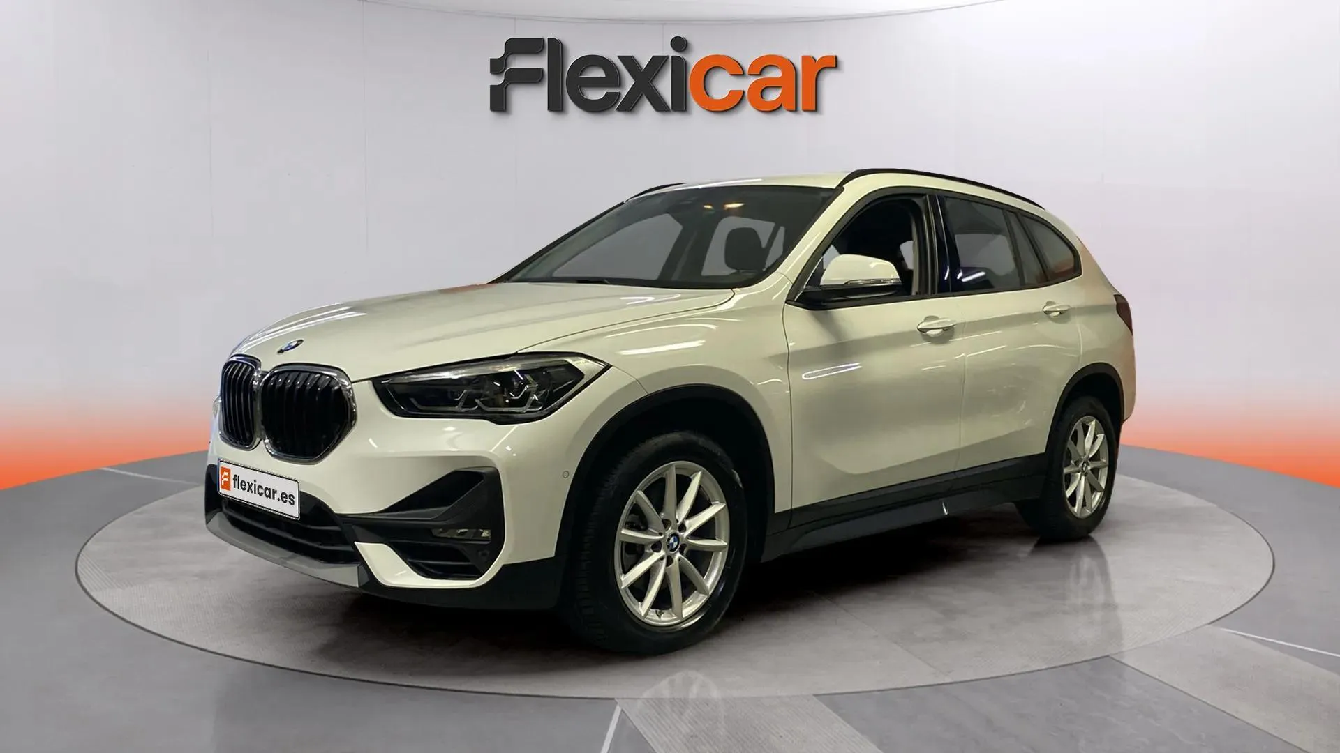BMW X1 sDrive18i - foto 3