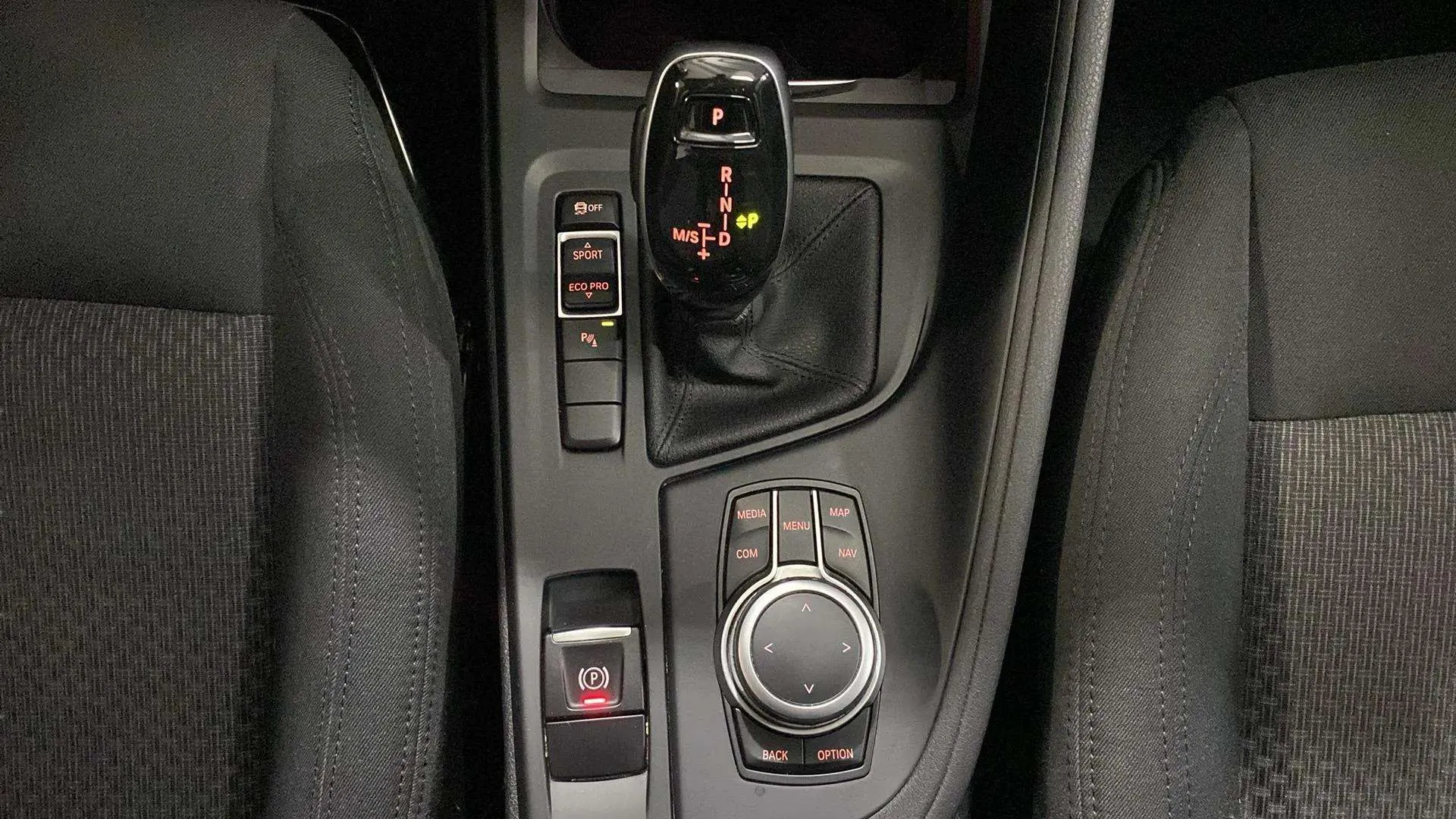 BMW X1 sDrive18i - foto 17