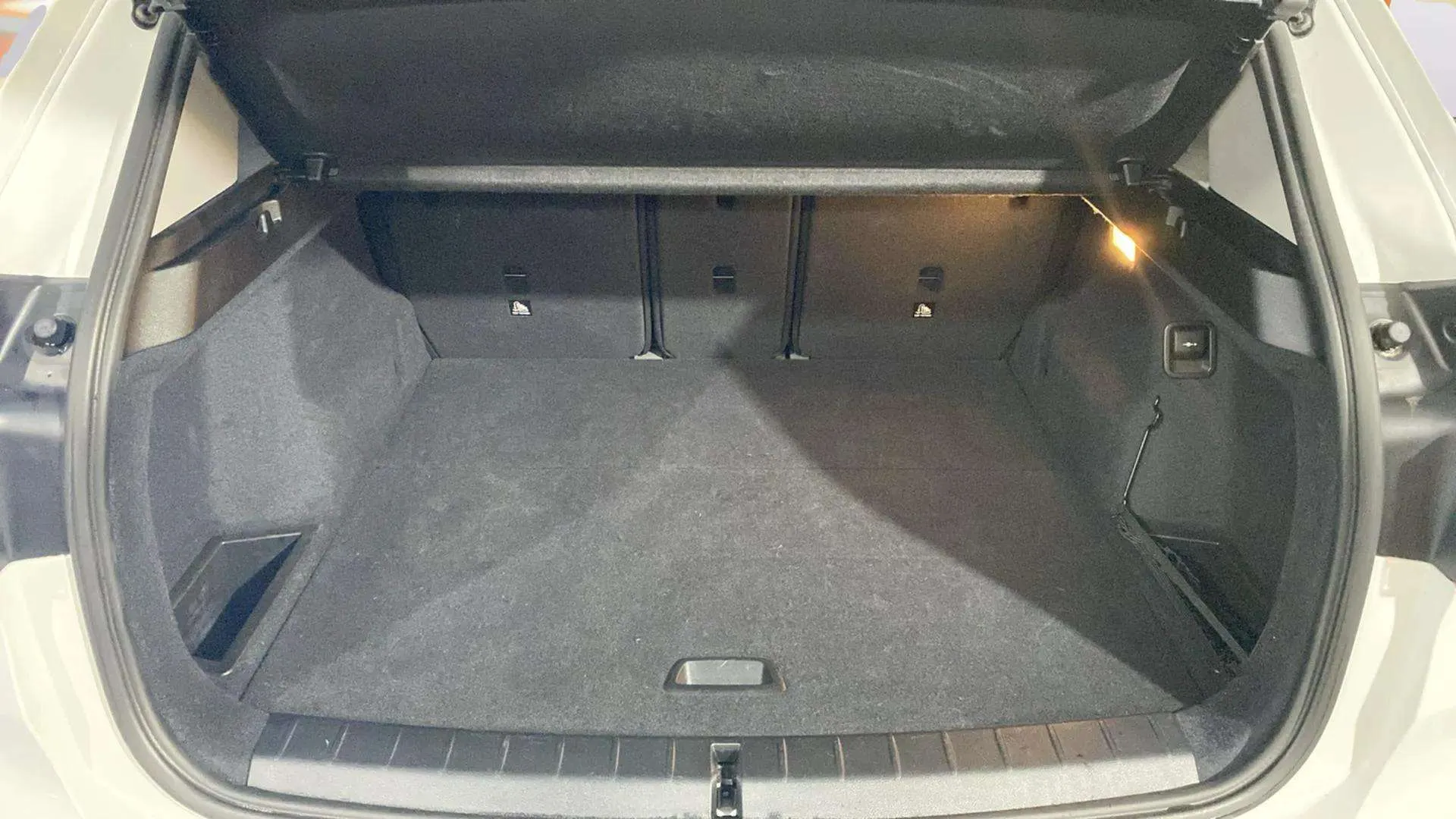 BMW X1 sDrive18i - foto 9