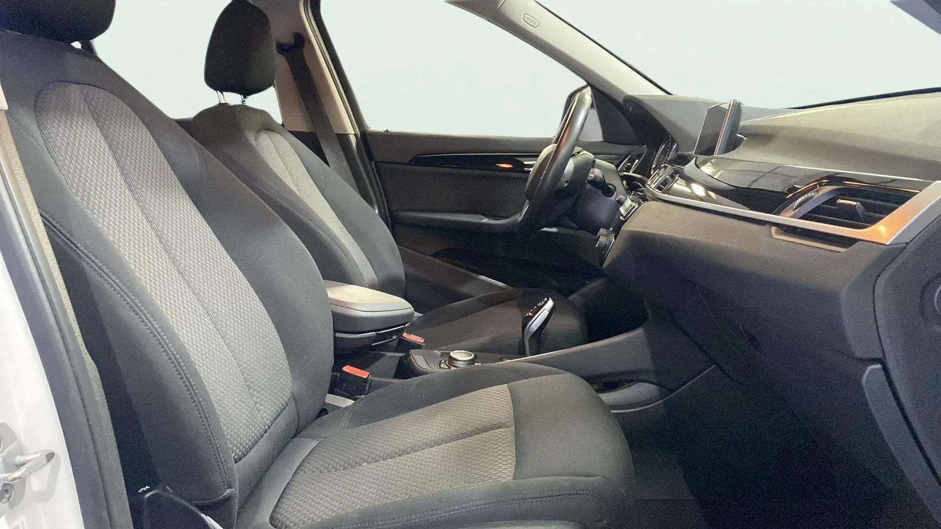 BMW X1 sDrive18i - foto 12