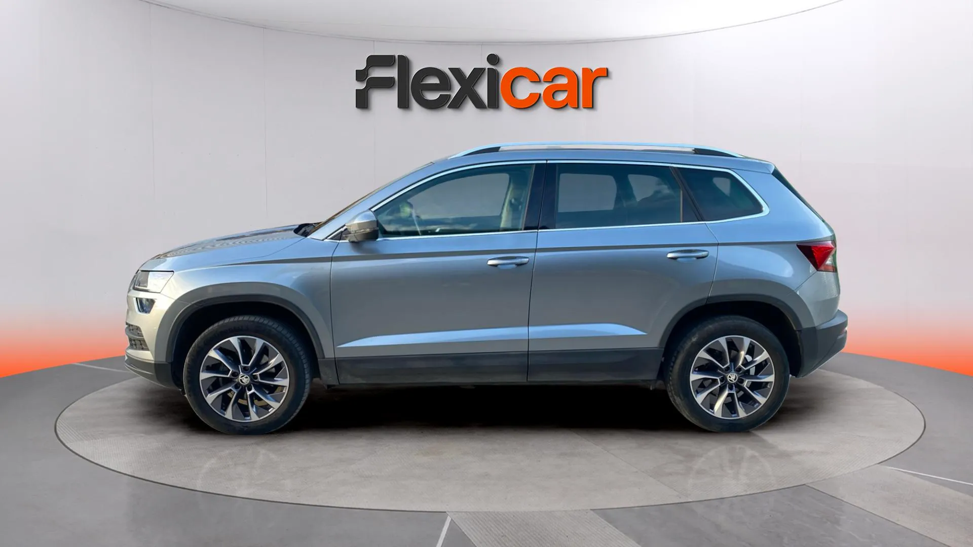 Škoda Karoq 1.6 TDI 125 Aniversario - foto 3