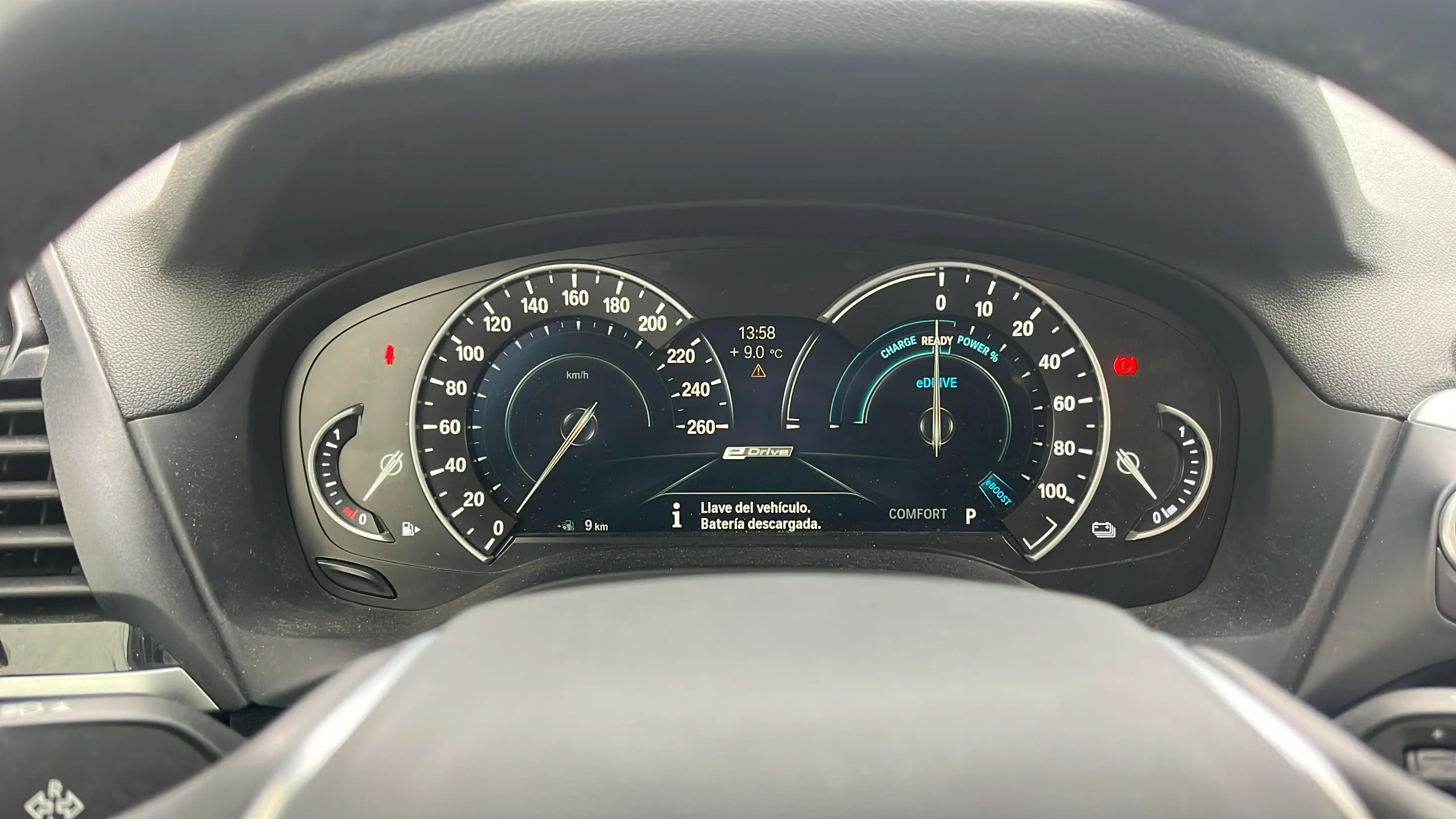 BMW X3 xDrive30e - foto 14