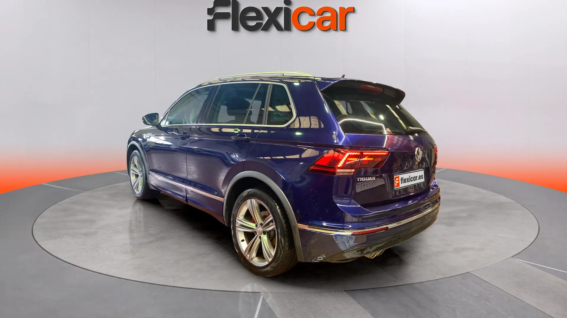 Volkswagen Tiguan Sport 2.0 TDI BMT DSG - foto 4