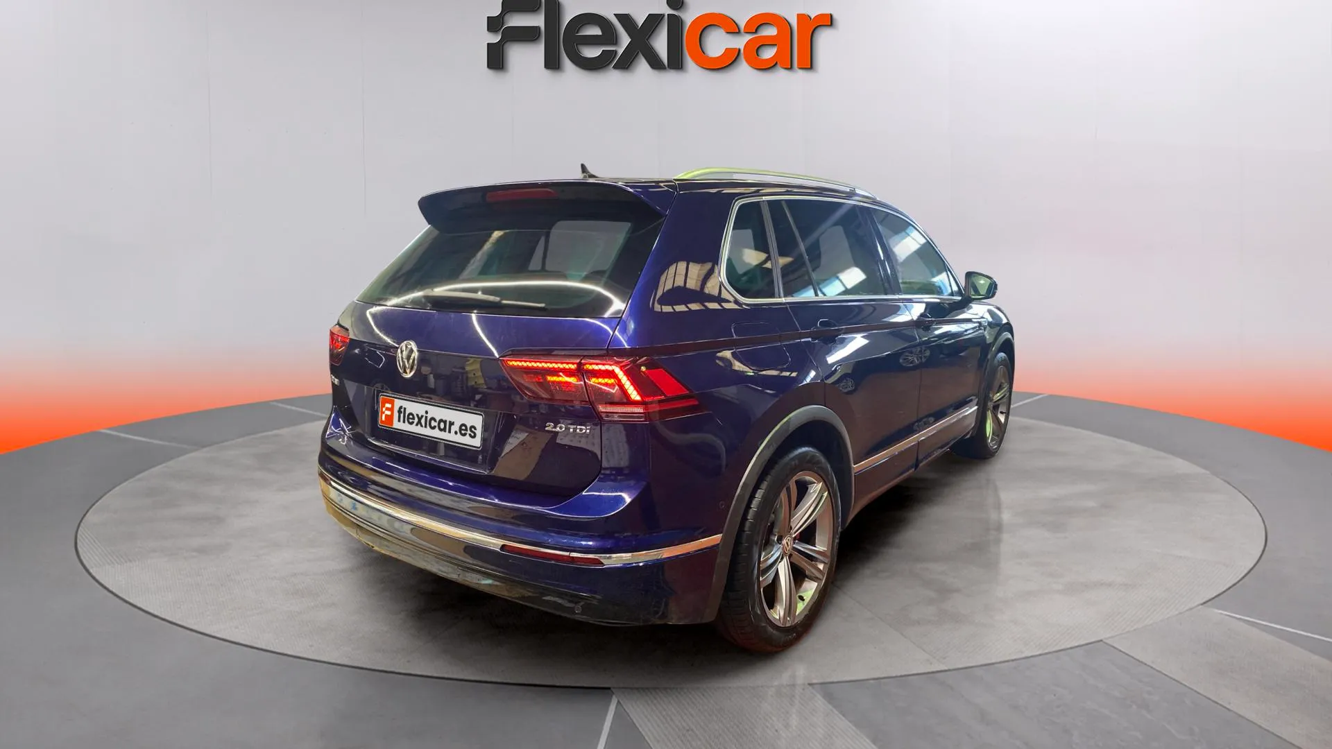 Volkswagen Tiguan Sport 2.0 TDI BMT DSG - foto 7