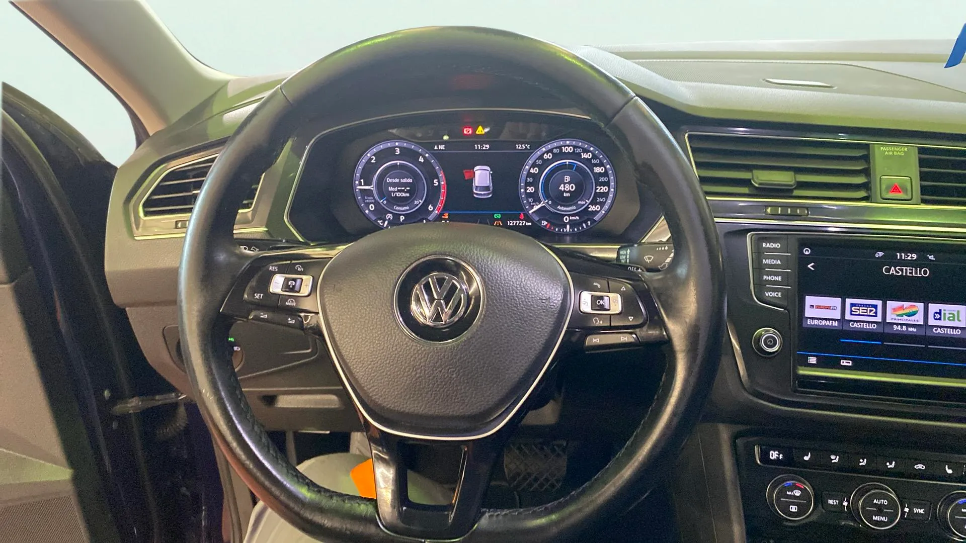 Volkswagen Tiguan Sport 2.0 TDI BMT DSG - foto 15