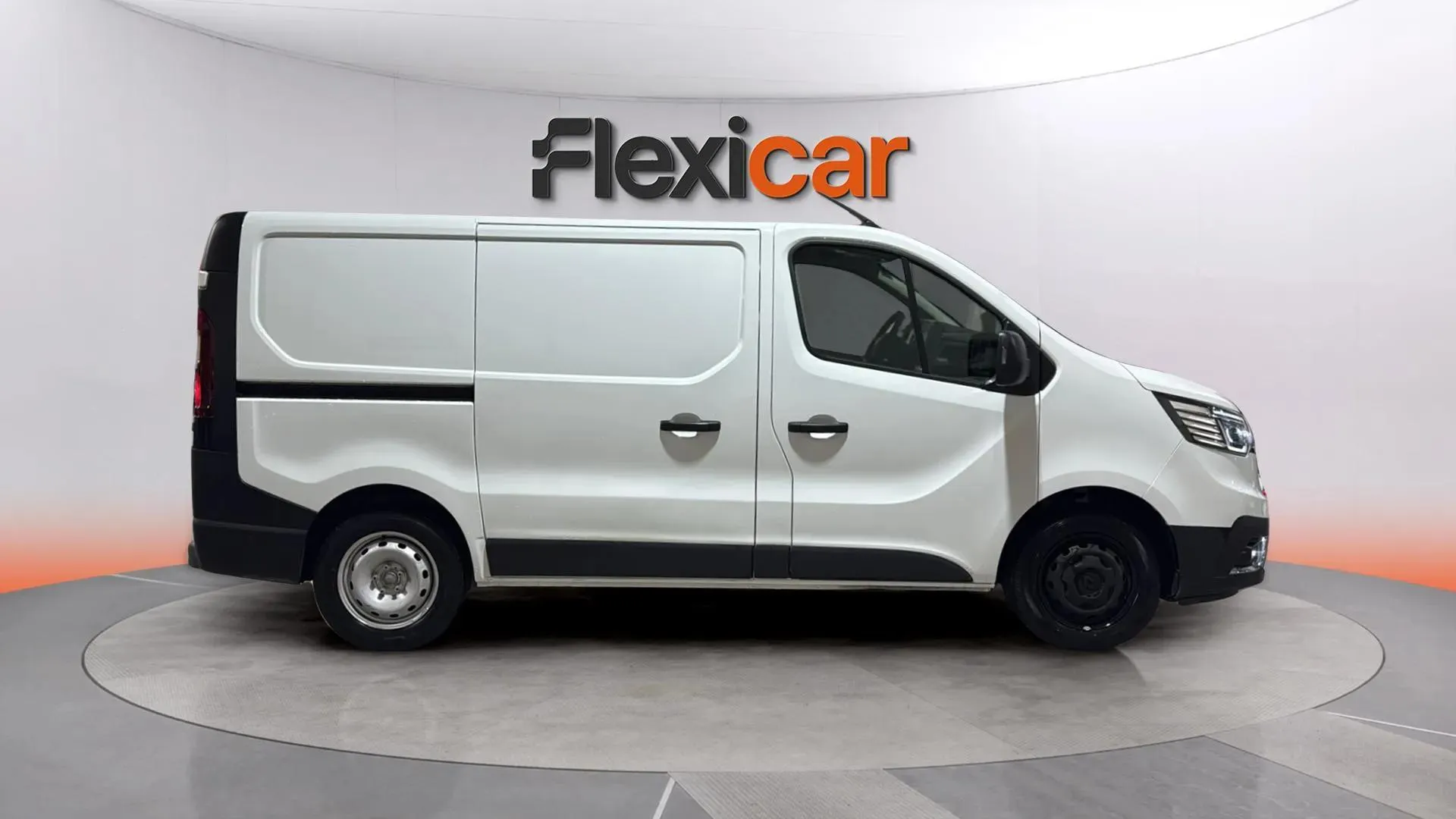 Renault Trafic Furgón L1H1 Blue dCi - foto 8