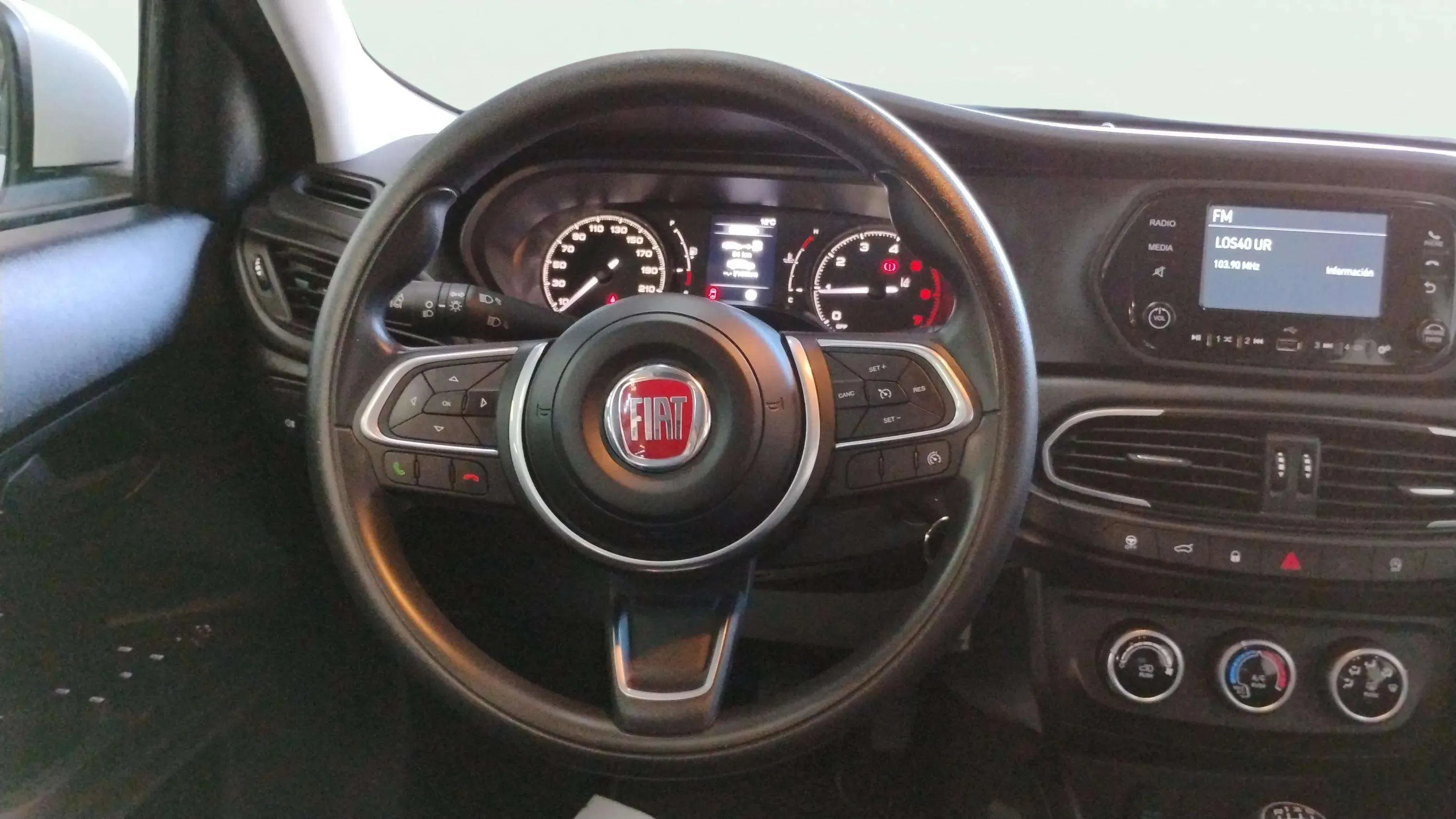 Fiat Tipo Sedán Diésel 1.6 - foto 8