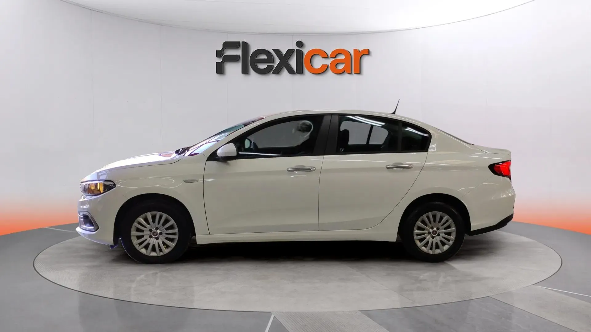 Fiat Tipo Sedán Diésel 1.6 - foto 5