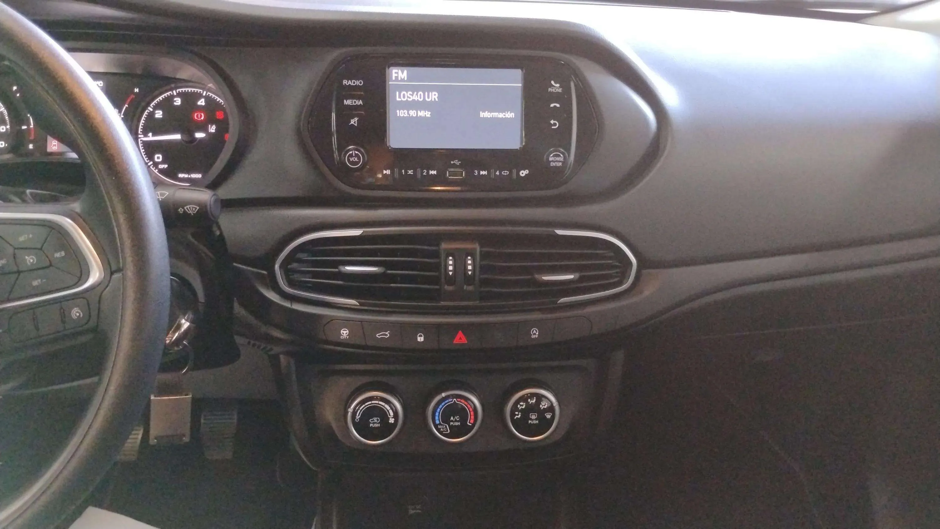Fiat Tipo Sedán Diésel 1.6 - foto 7