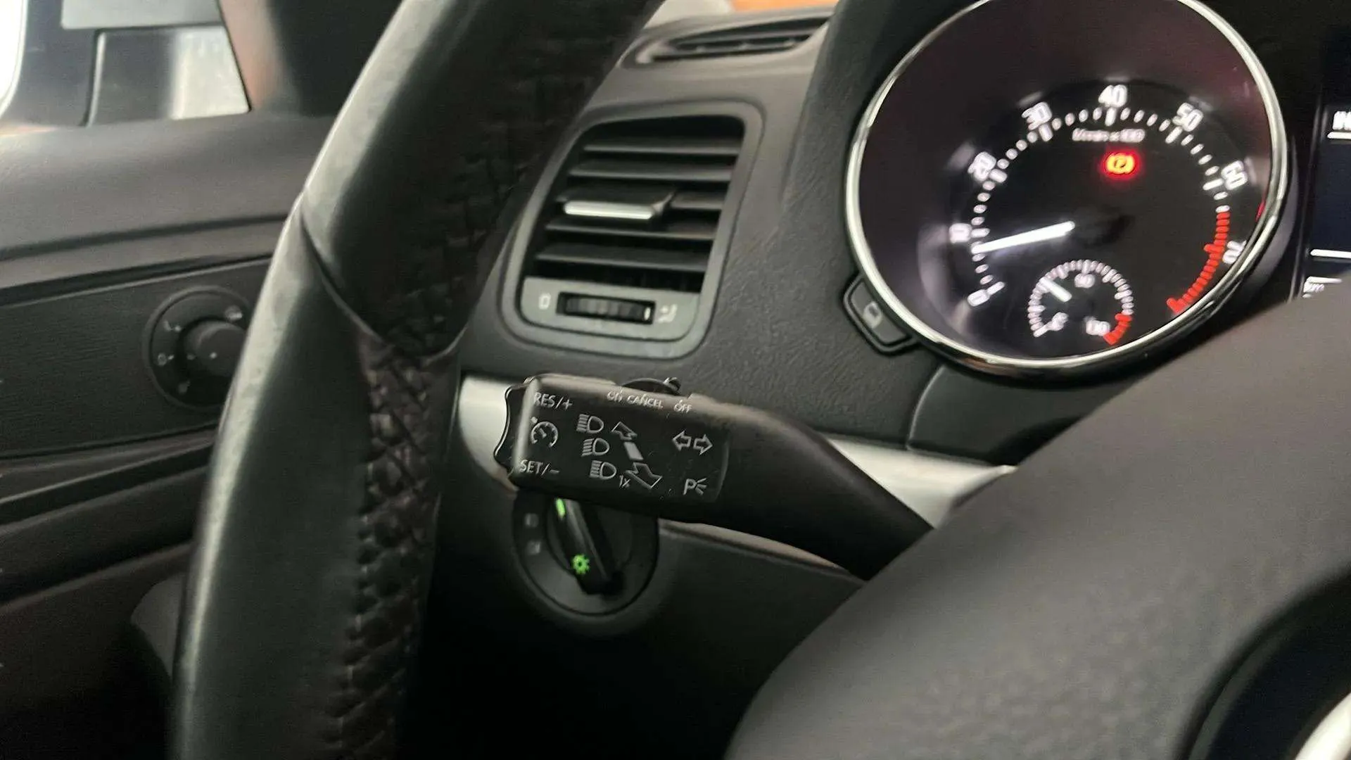 Škoda Yeti 1.2 TSI Active - foto 13