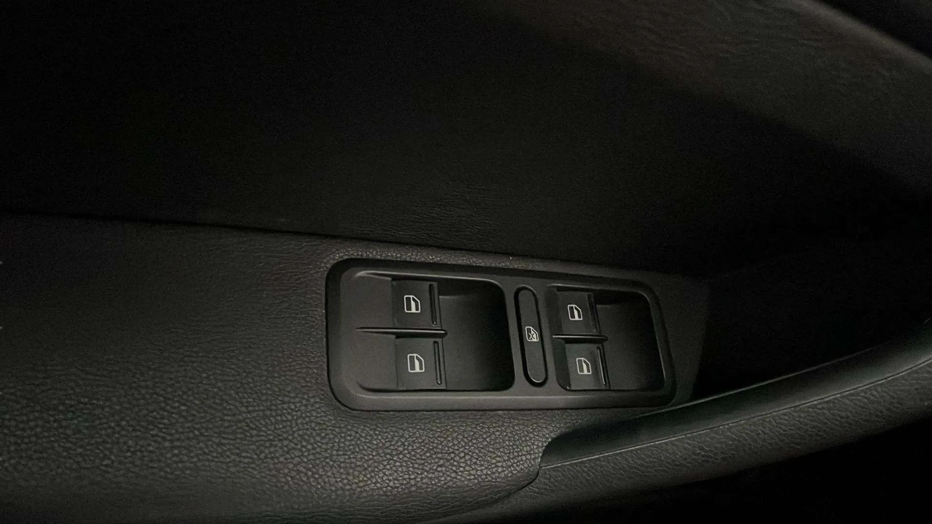 Škoda Yeti 1.2 TSI Active - foto 19
