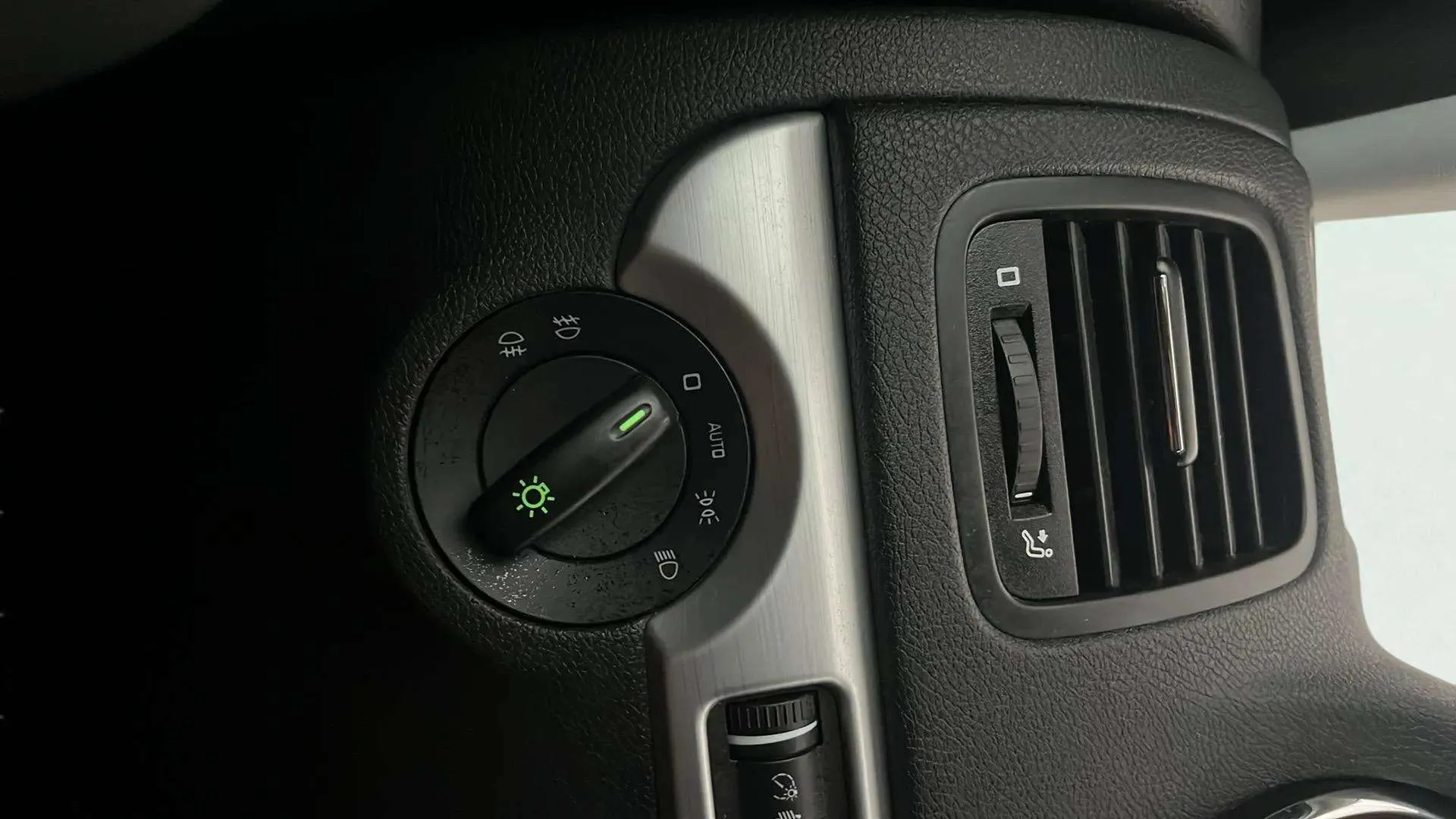 Škoda Yeti 1.2 TSI Active - foto 18