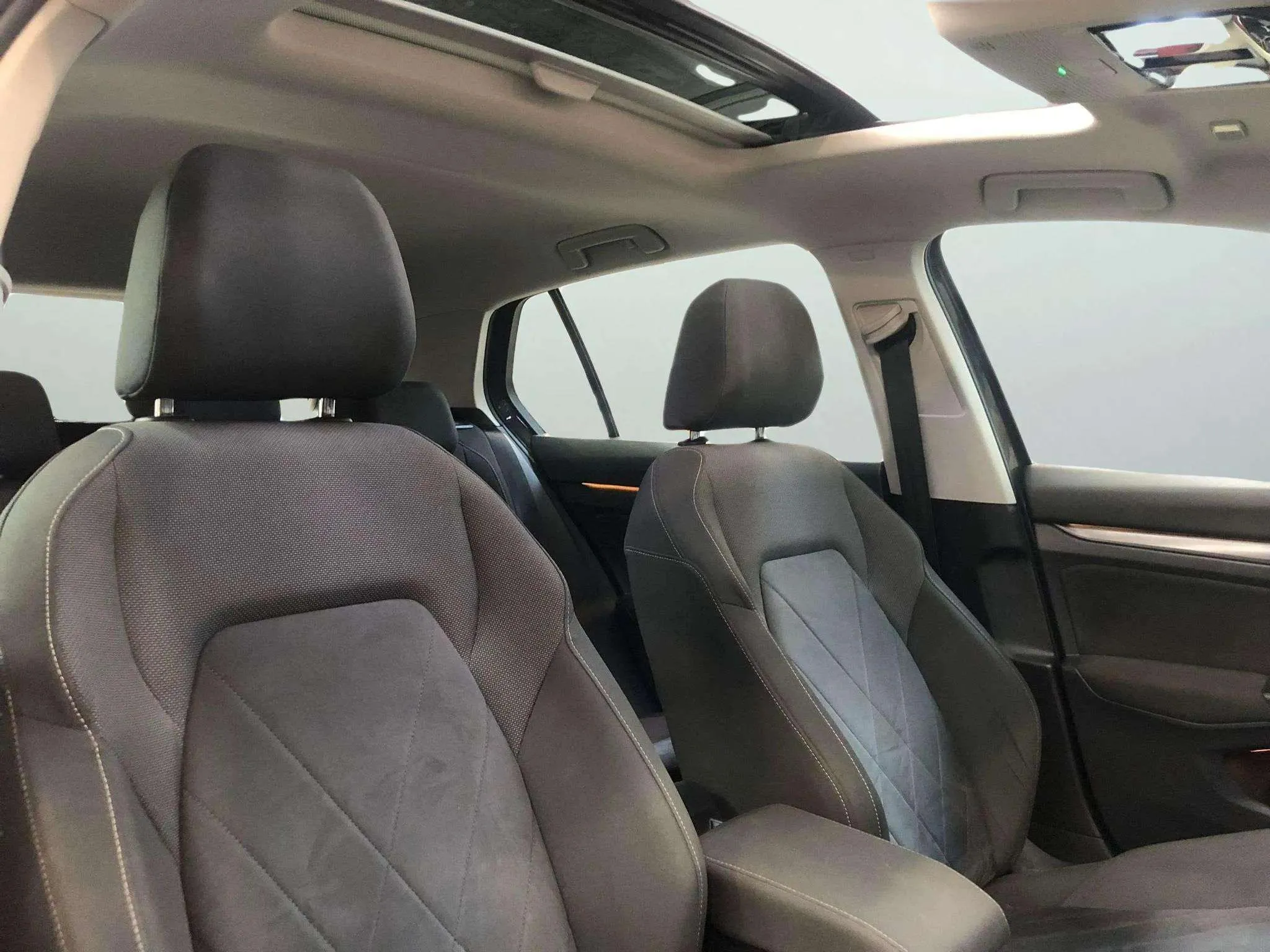 Volkswagen Golf Sport 1.5 TSI DSG - foto 9