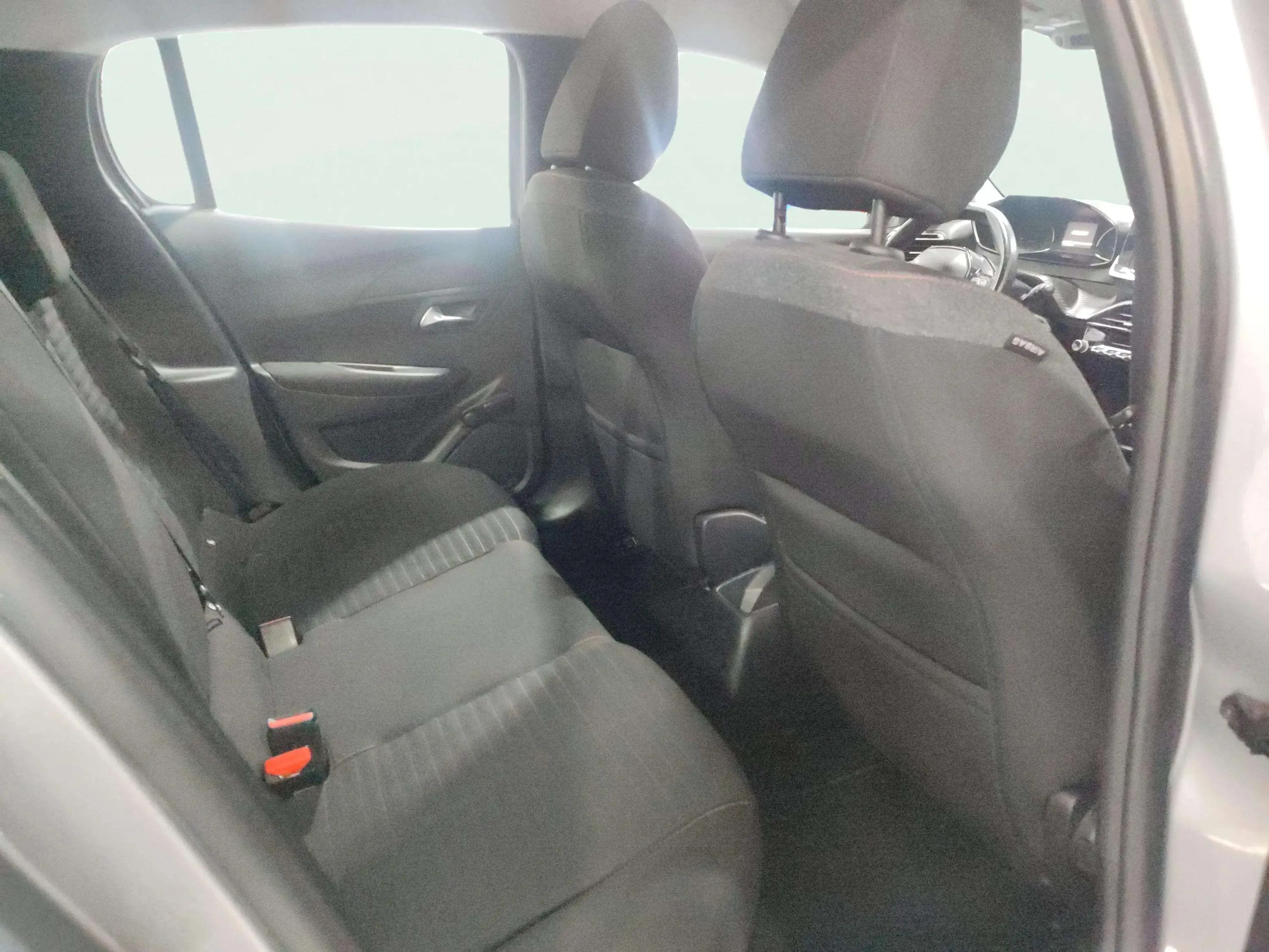 Peugeot 208 PureTech Active - foto 11