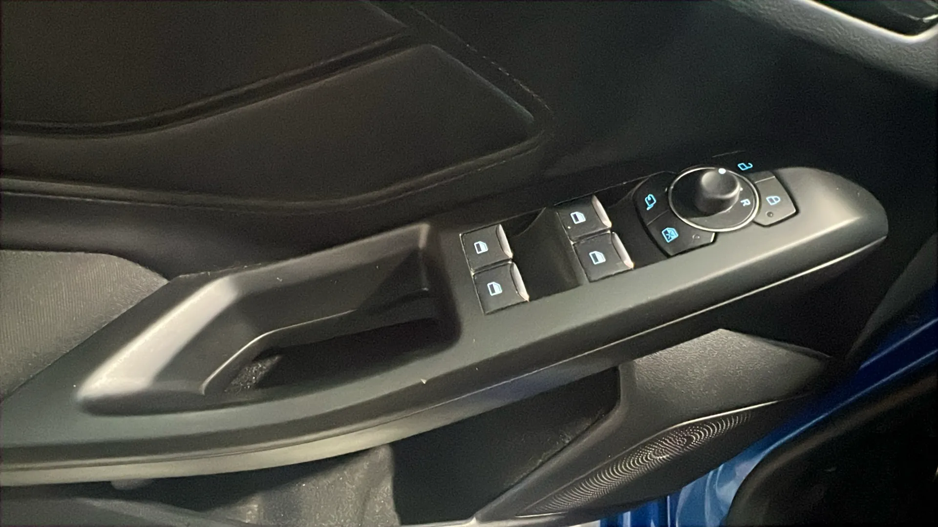 Ford Focus 1.0 EcoBoost MHEV ST-Line X SB - foto 15