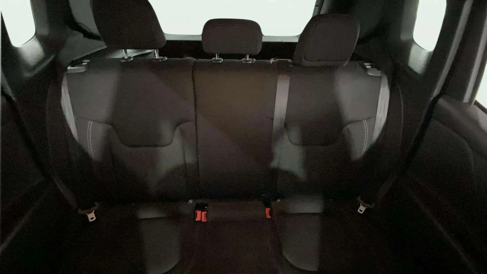 Jeep Renegade 1.4 Mair Ddct Longitude FWD E6 - foto 15