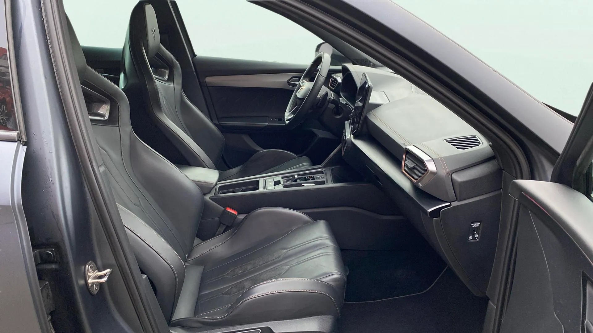 Cupra Formentor 2.5 TSI VZ5 4Drive DSG - foto 12