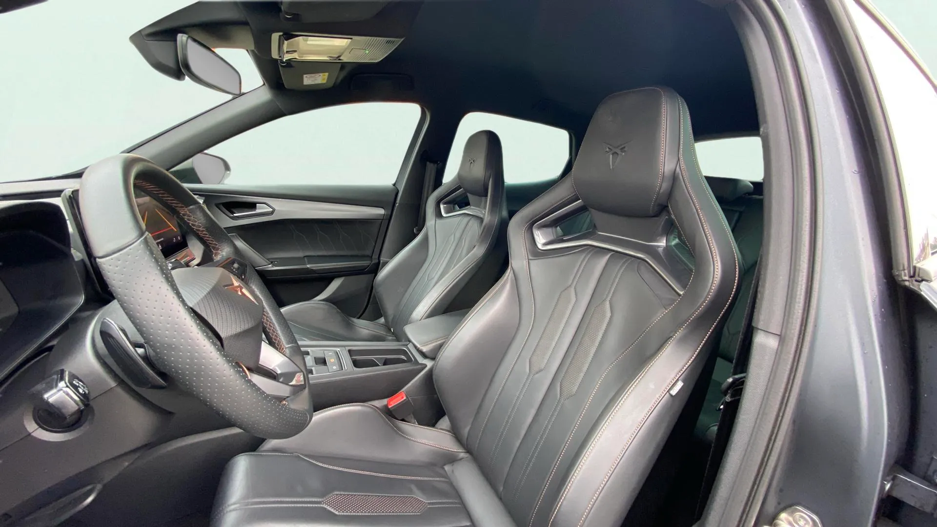 Cupra Formentor 2.5 TSI VZ5 4Drive DSG - foto 11