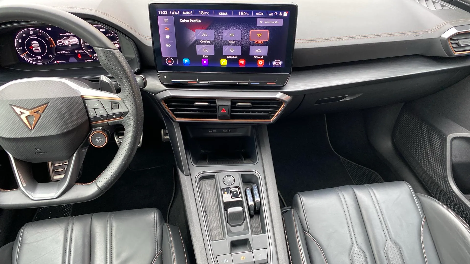 Cupra Formentor 2.5 TSI VZ5 4Drive DSG - foto 17