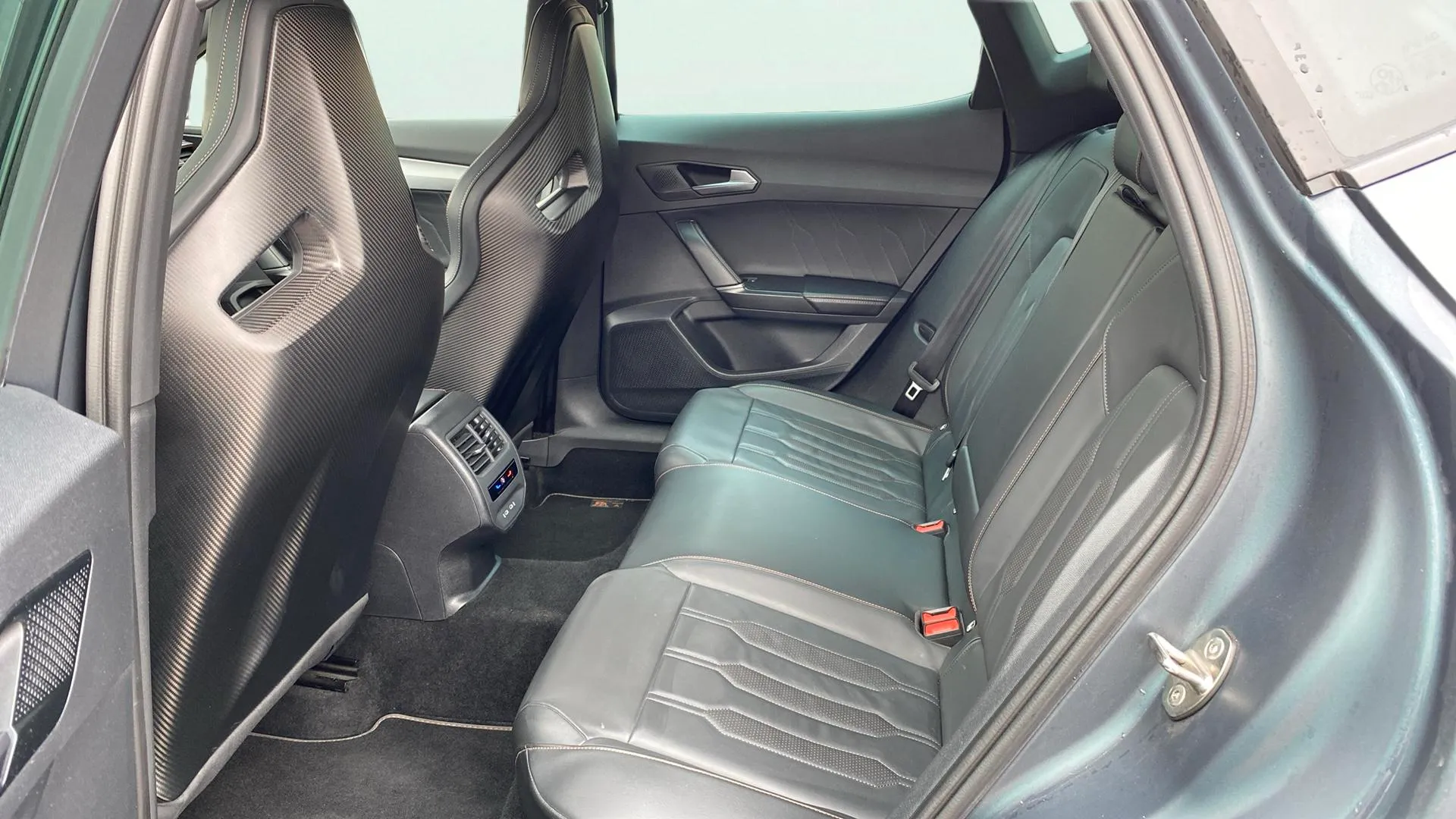 Cupra Formentor 2.5 TSI VZ5 4Drive DSG - foto 13