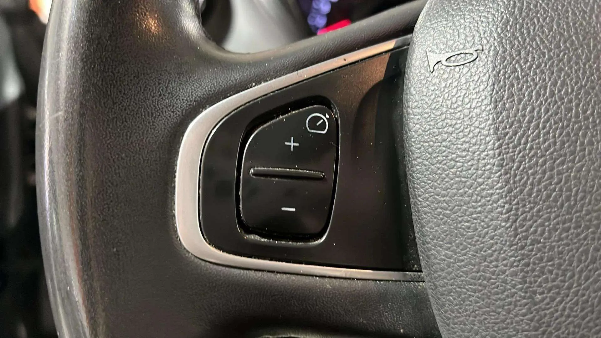 Renault Captur Limited TCe GPF - foto 19