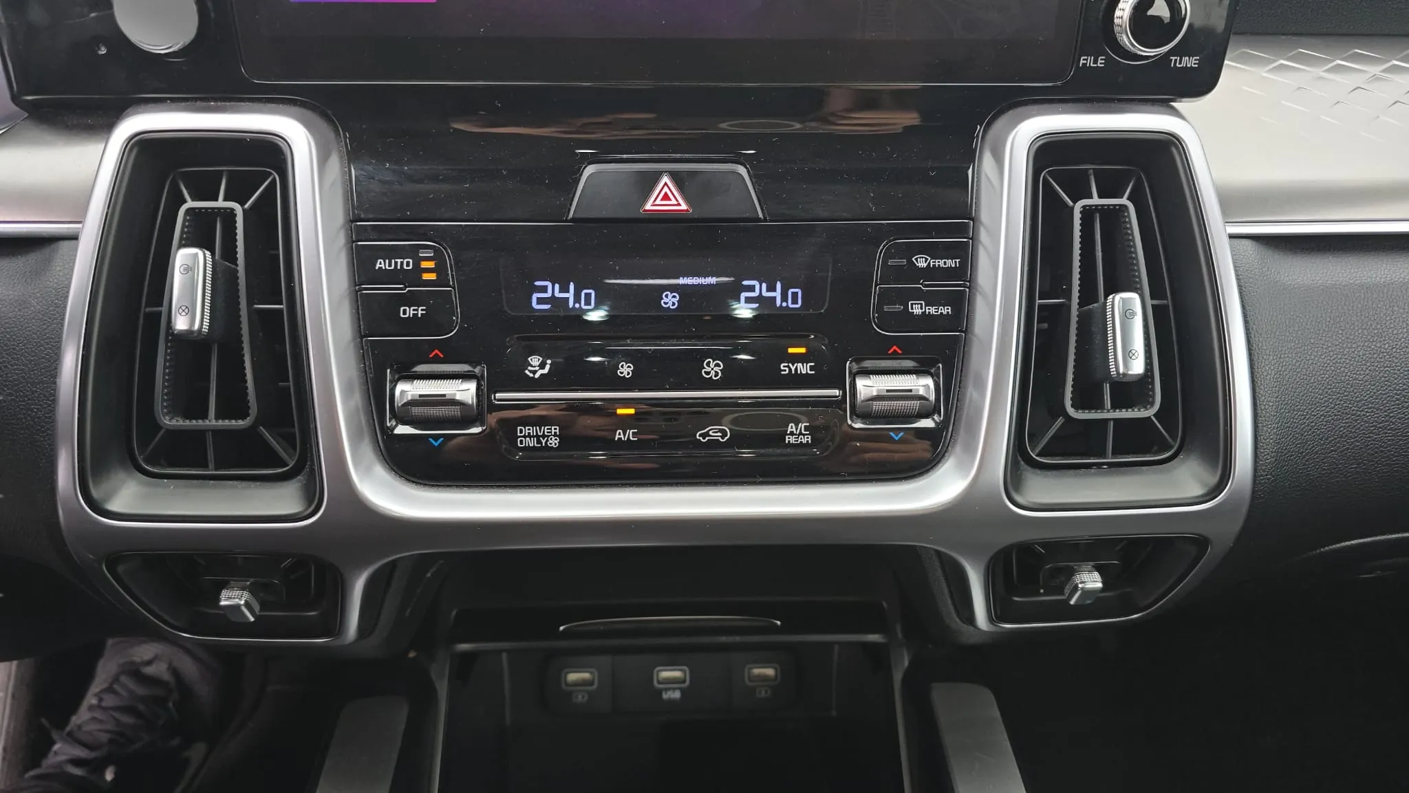 Kia Sorento 1.6 T-GDi HEV Drive 4x2 7 plazas - foto 17