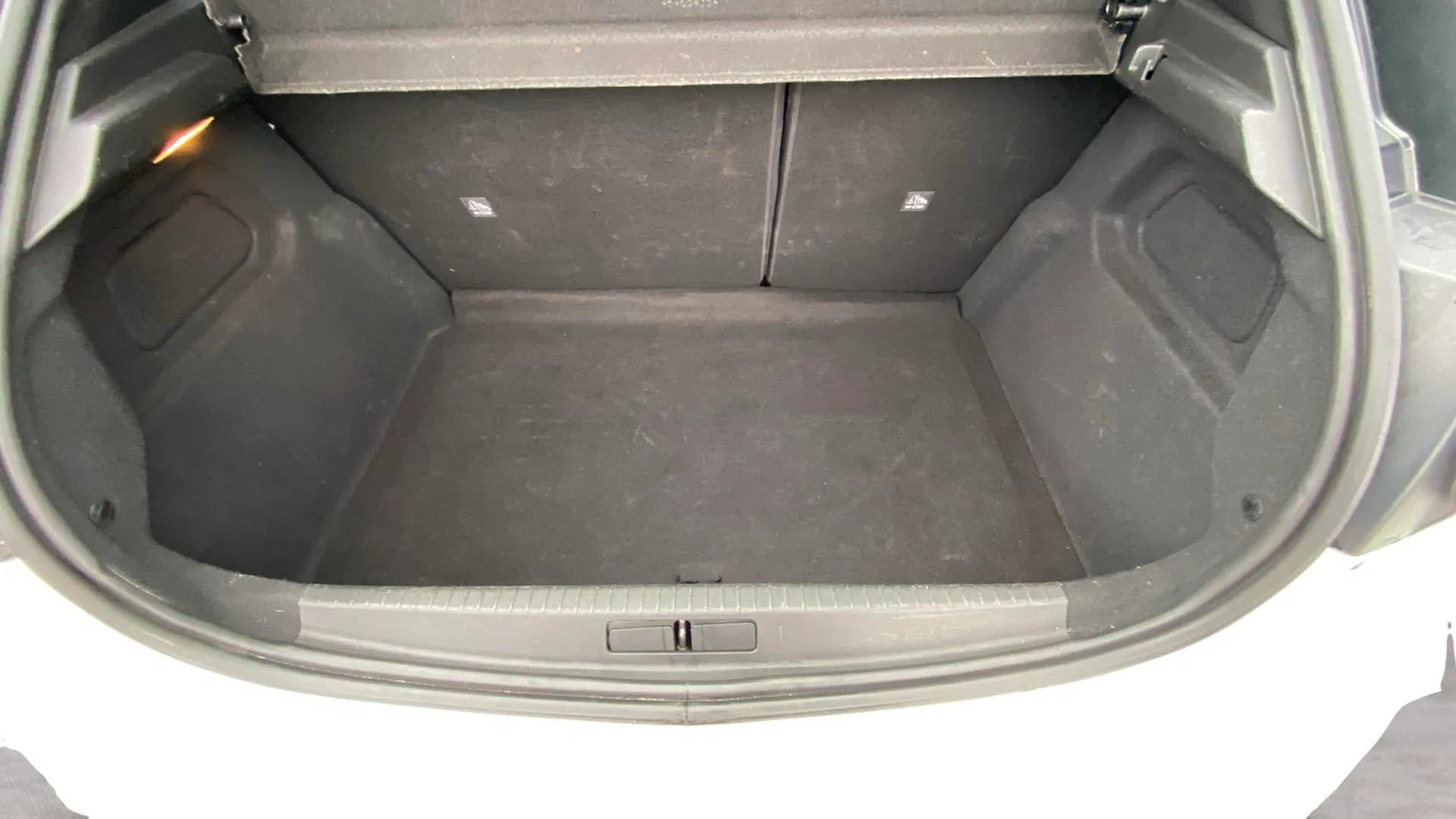 Opel Corsa 1.2T XHL GS - foto 15