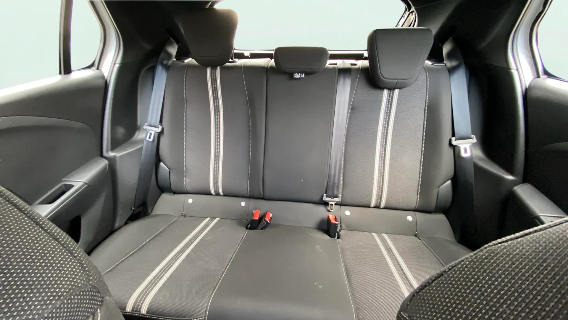 Opel Corsa 1.2T XHL GS - foto 14