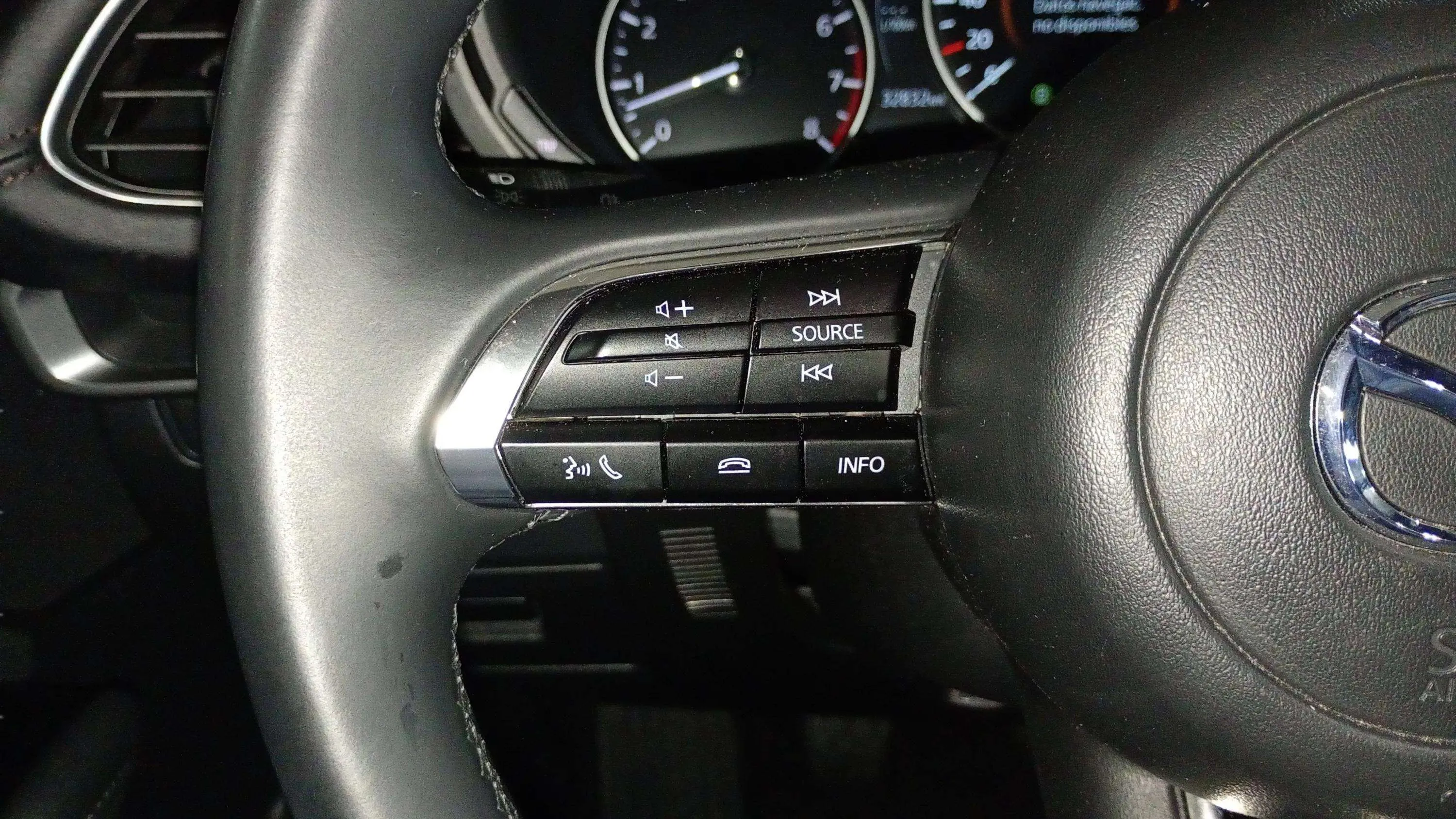 Mazda Mazda3 2.5L e-Skyactiv G MHEV Prime-line - foto 9