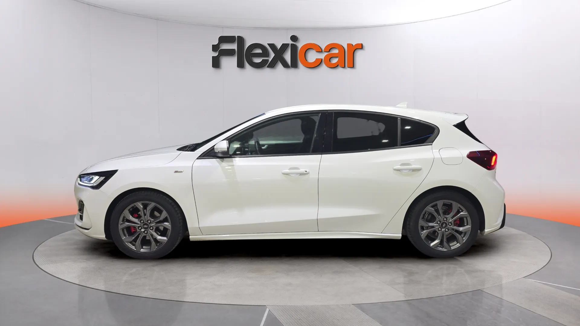 Ford Focus 1.0 EcoBoost MHEV ST-Line X - foto 4