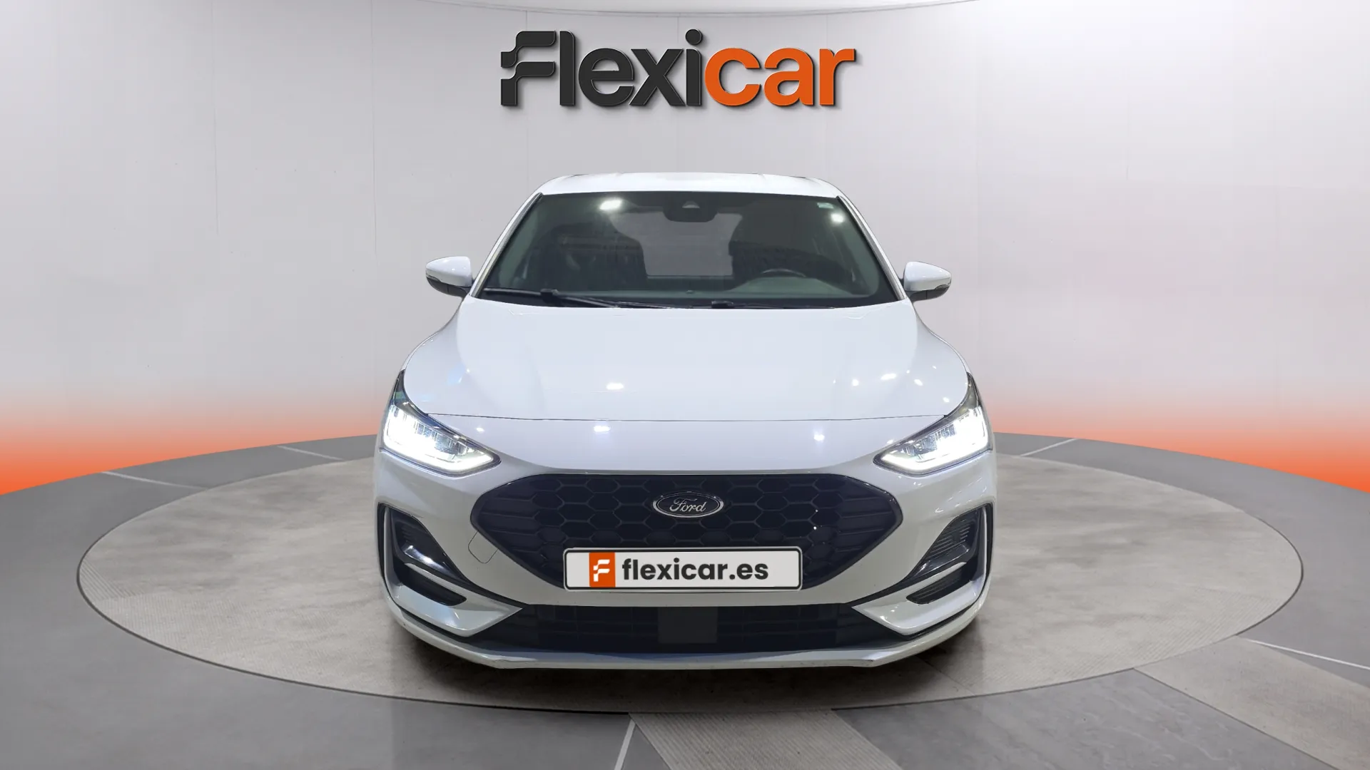 Ford Focus 1.0 EcoBoost MHEV ST-Line X - foto 2