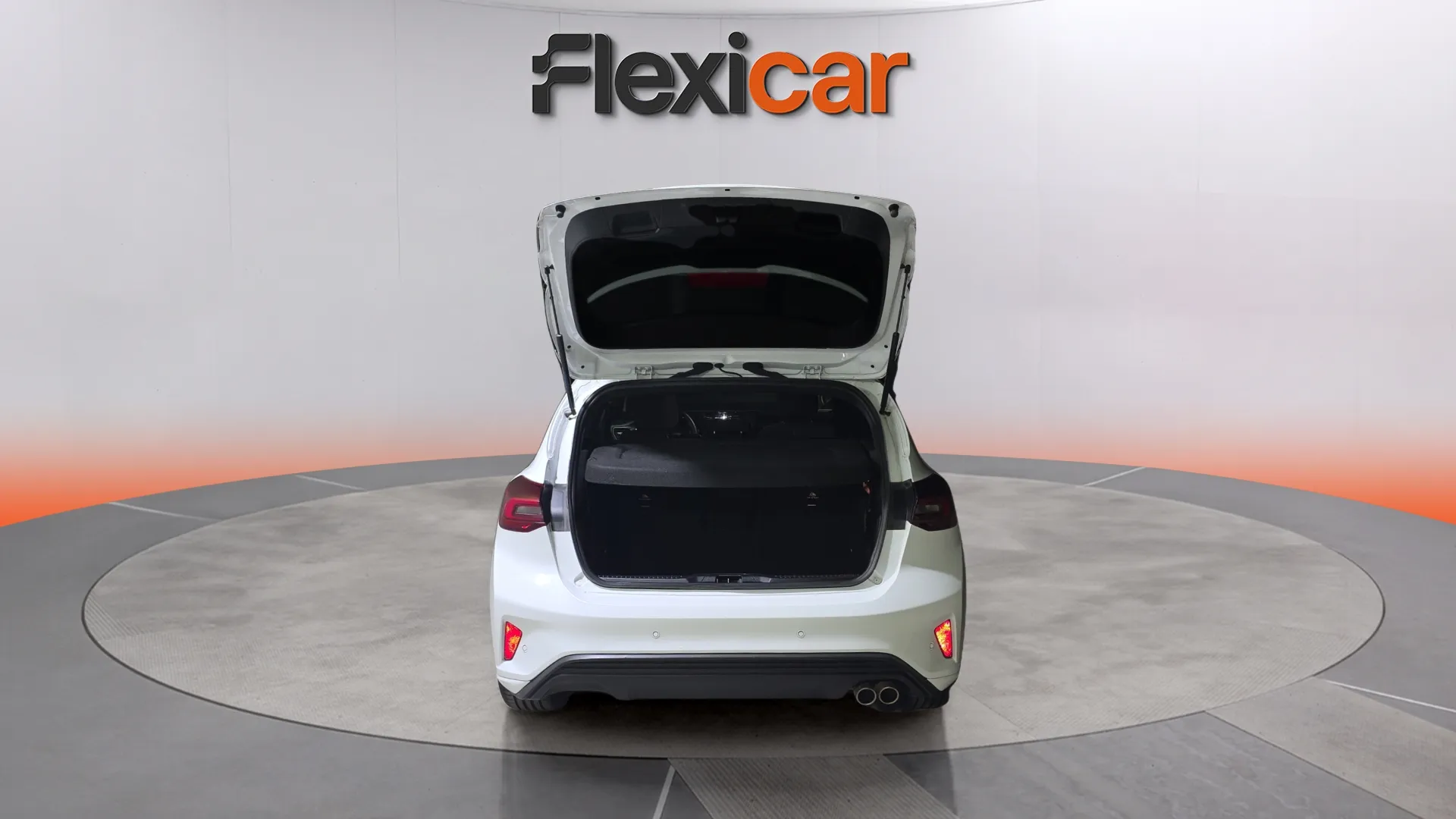 Ford Focus 1.0 EcoBoost MHEV ST-Line X - foto 26