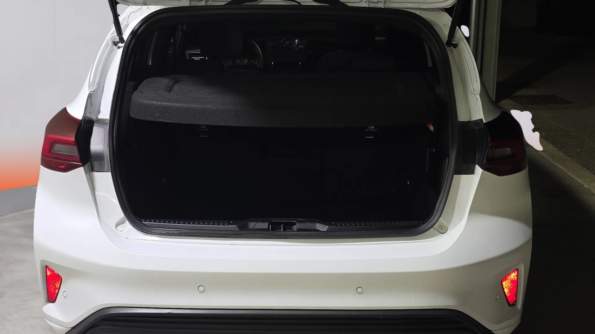 Ford Focus 1.0 EcoBoost MHEV ST-Line X - foto 25
