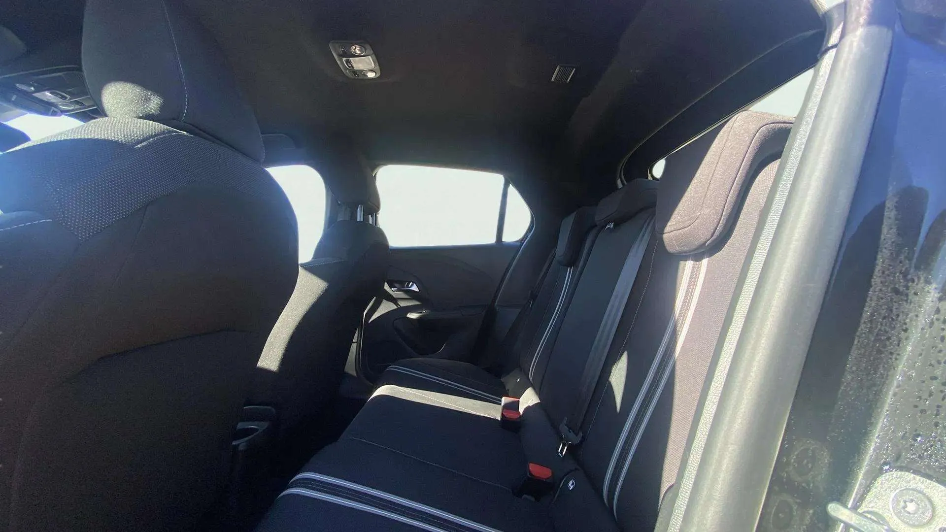 Opel Corsa 1.2T XHL GS - foto 11
